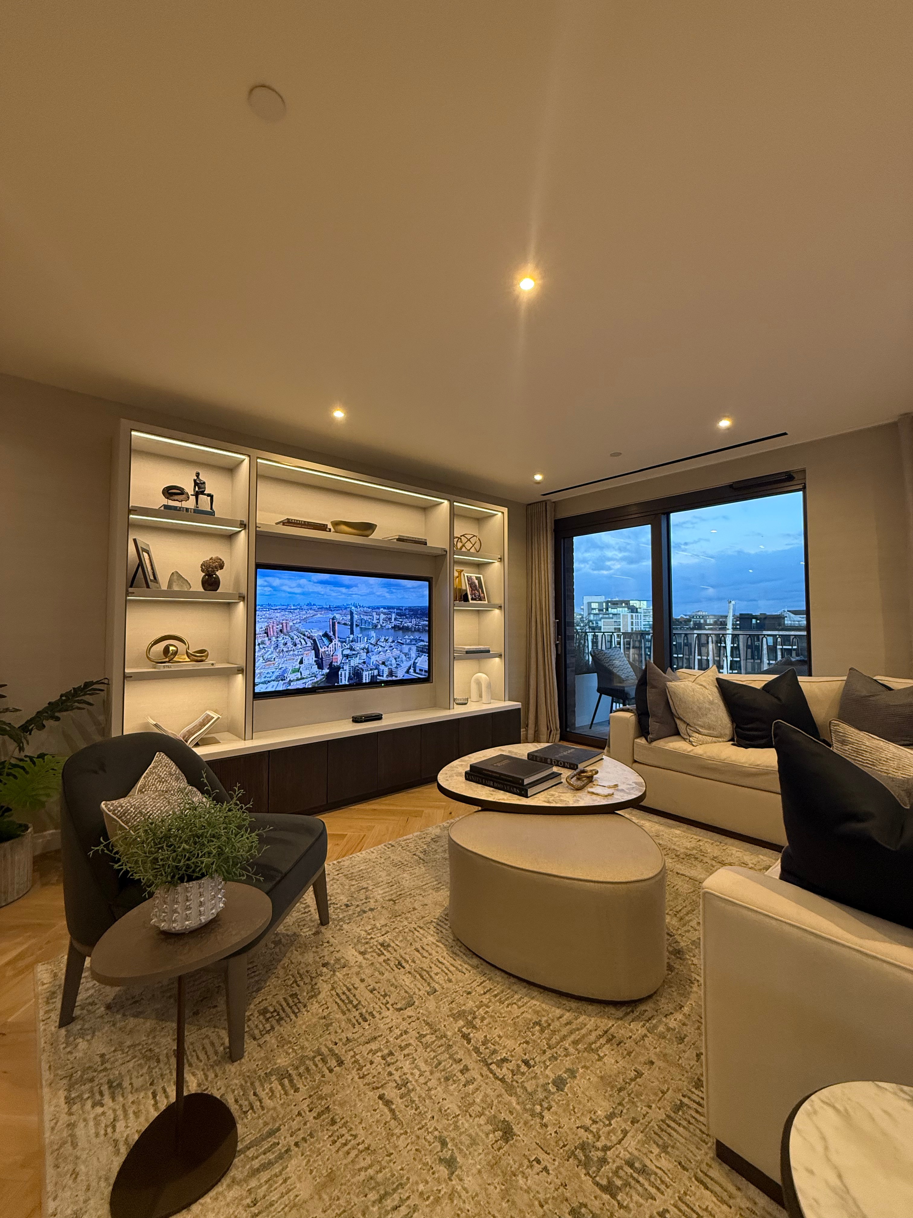 藍莎集團 - 英國樓盤、英國物業代理 | 英國買樓置業一站式服務