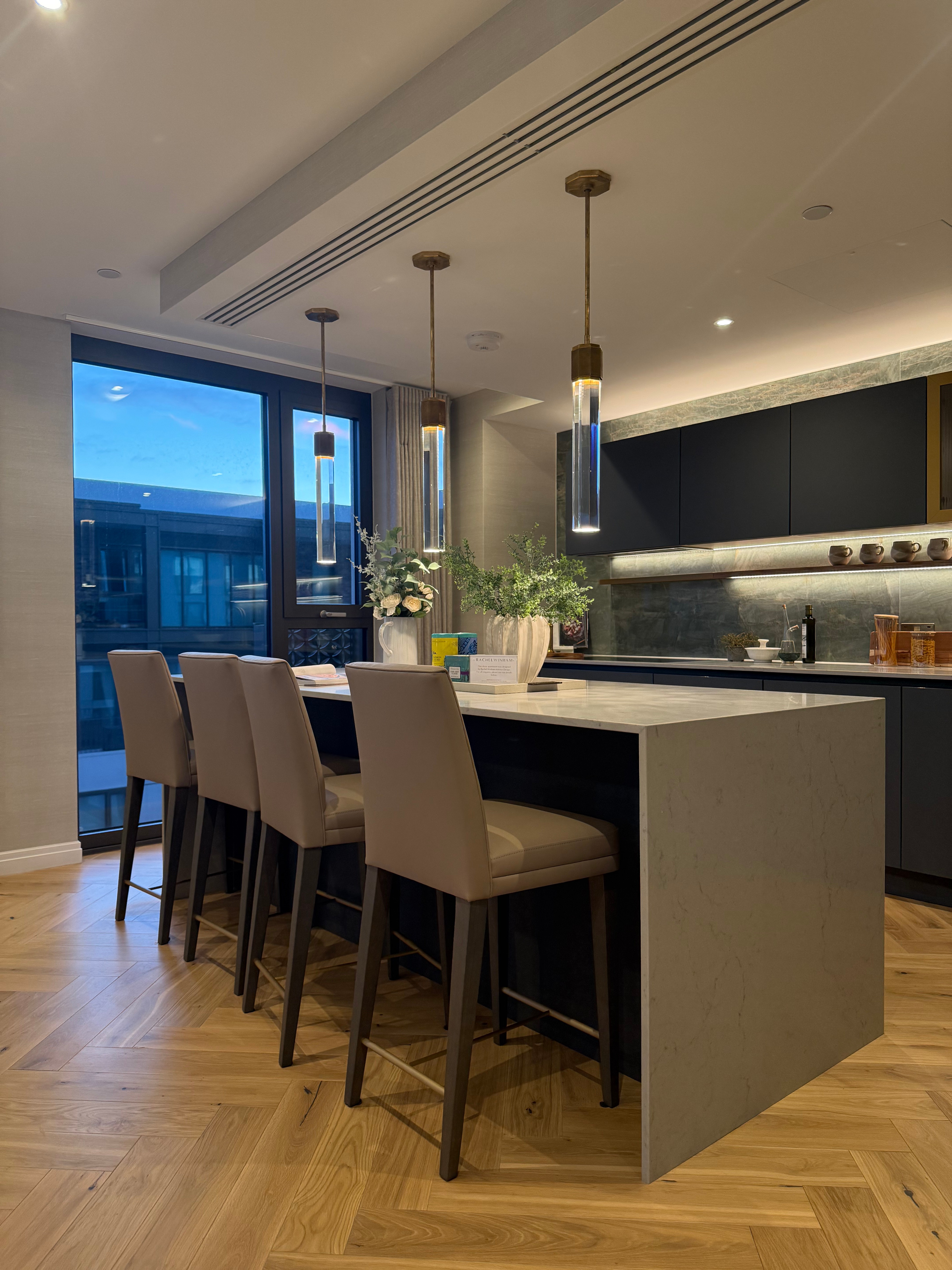 藍莎集團 - 英國樓盤、英國物業代理 | 英國買樓置業一站式服務