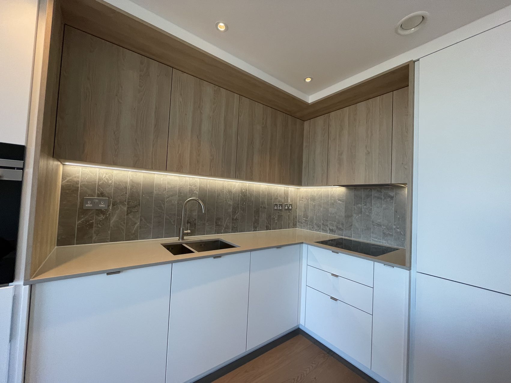 藍莎集團 | 英國置產一站式服務