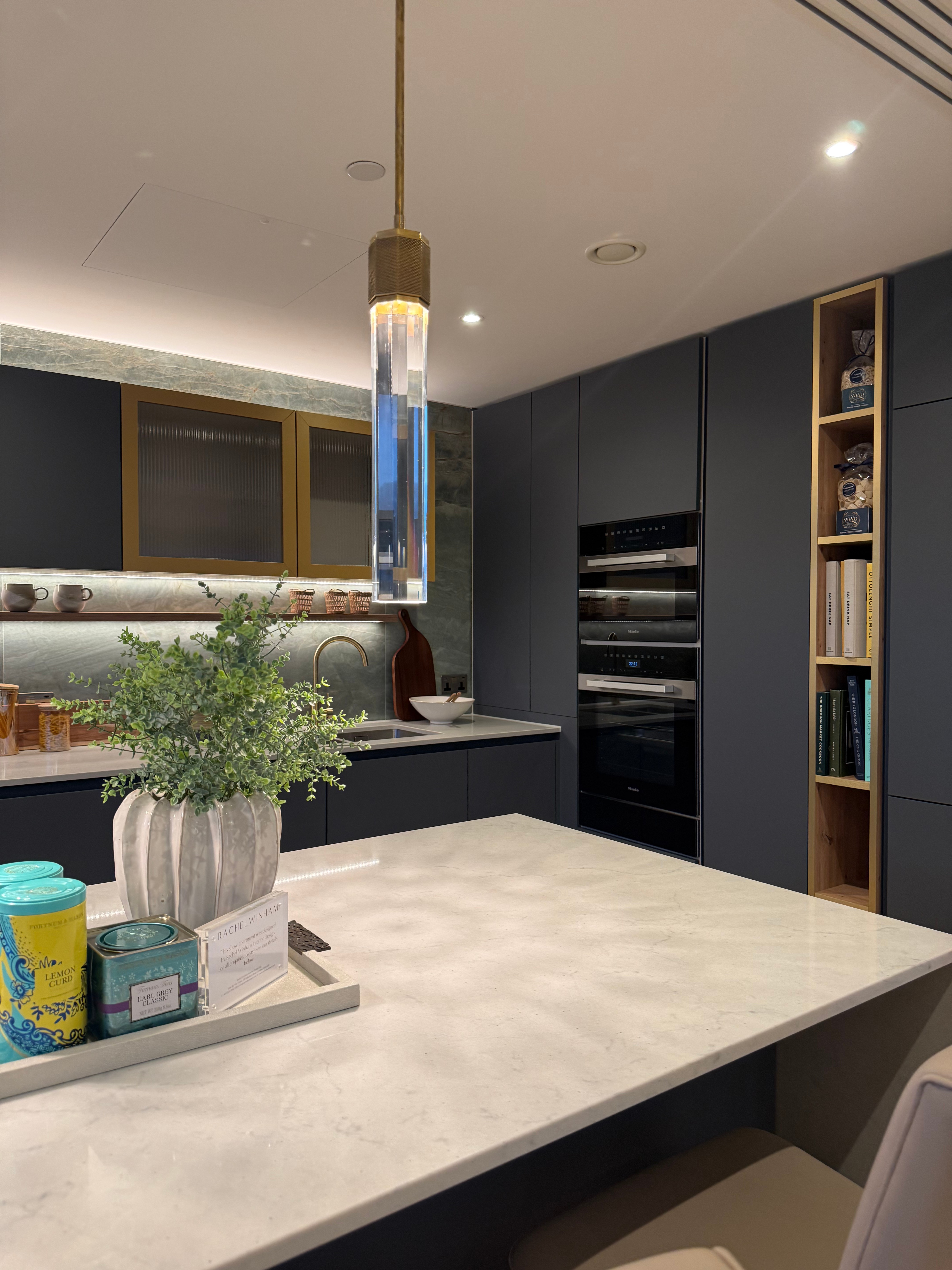 藍莎集團 - 英國樓盤、英國物業代理 | 英國買樓置業一站式服務