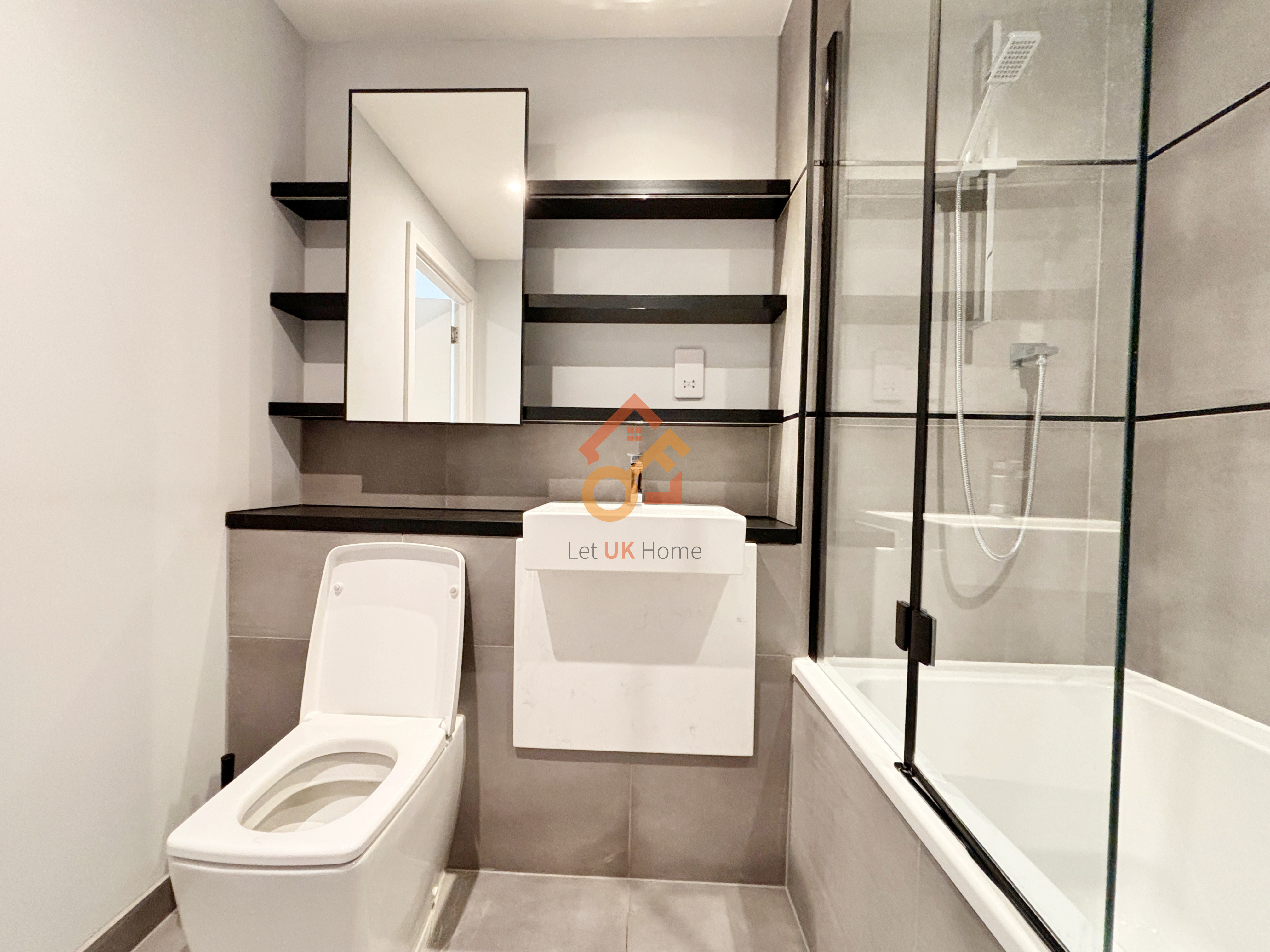 藍莎集團 | 英國置產一站式服務