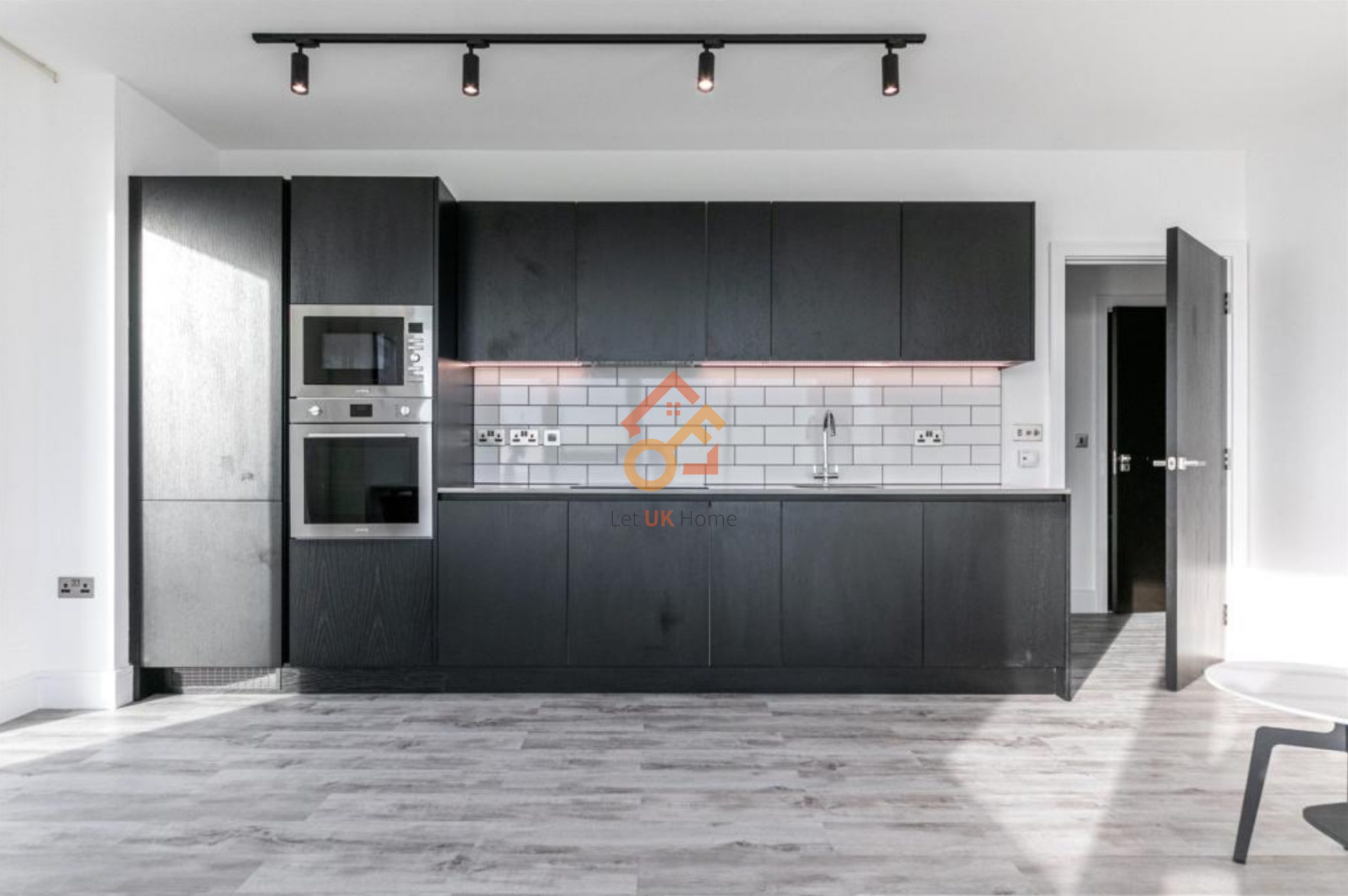 伦敦Acton•2房•Icon Tower 房源图片