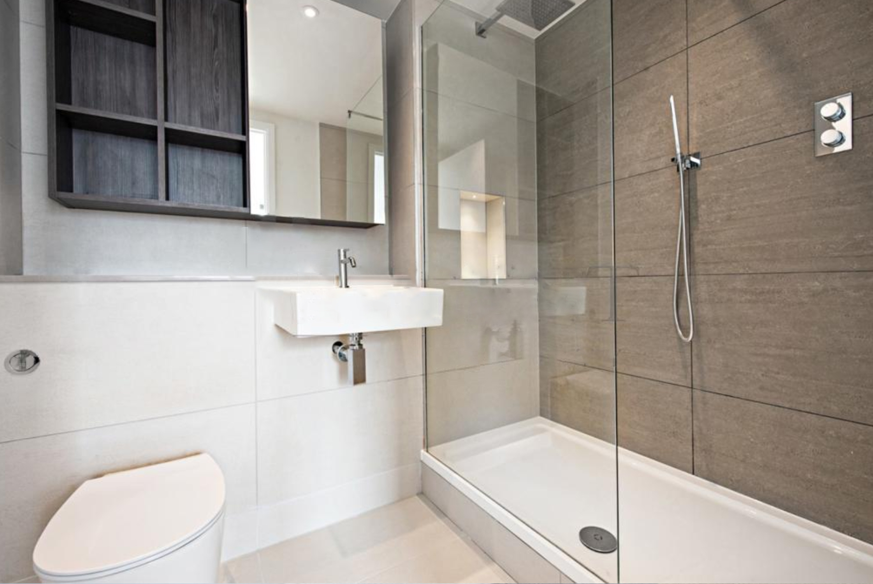 藍莎集團 | 英國置產一站式服務