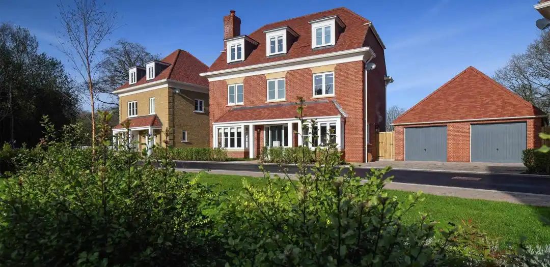 藍莎集團 | 英國置產一站式服務