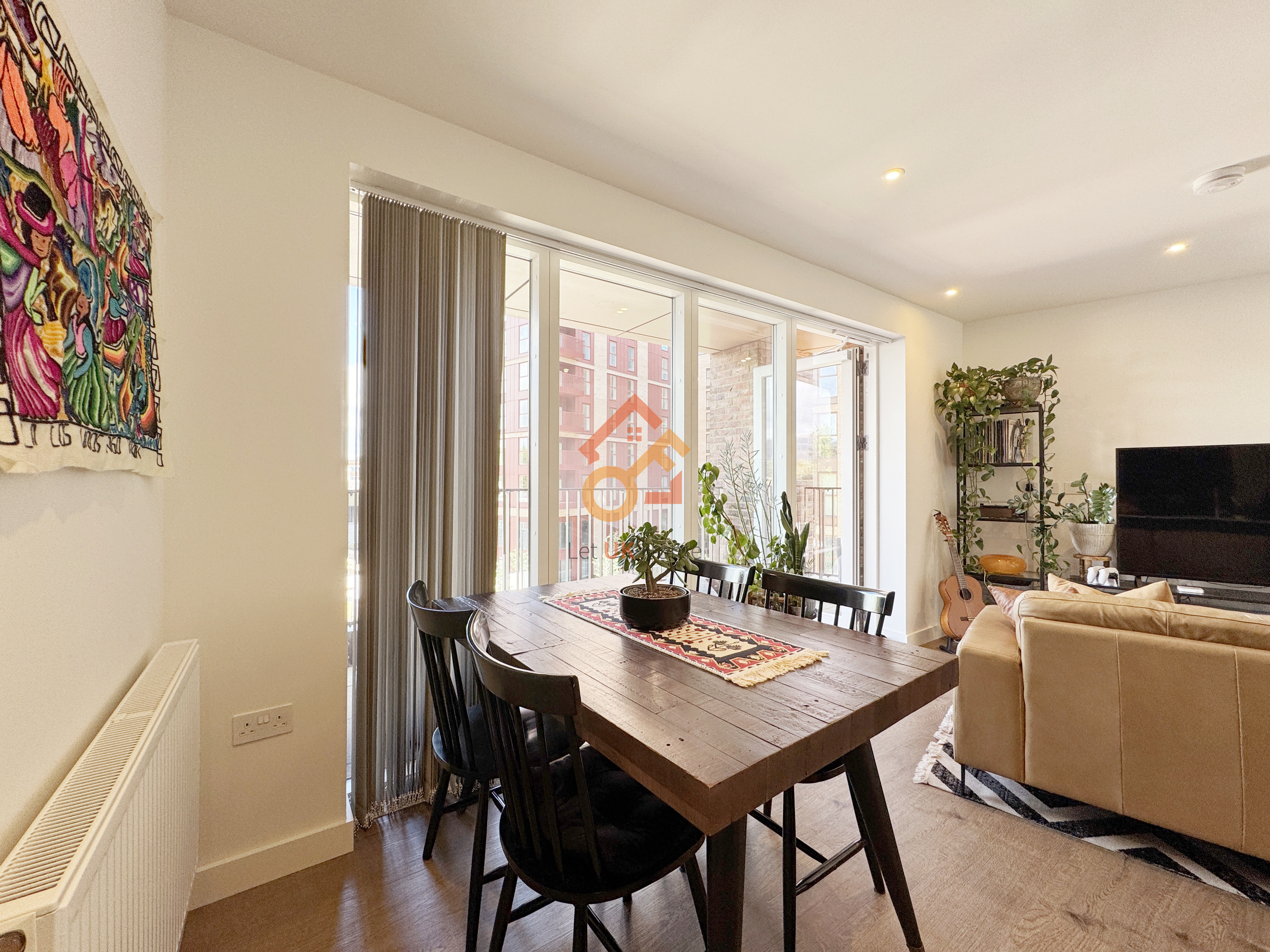 Lansha Group - UK Real Estate, UK Property Agency | One stop shop for buying and purchasing properties in the UK