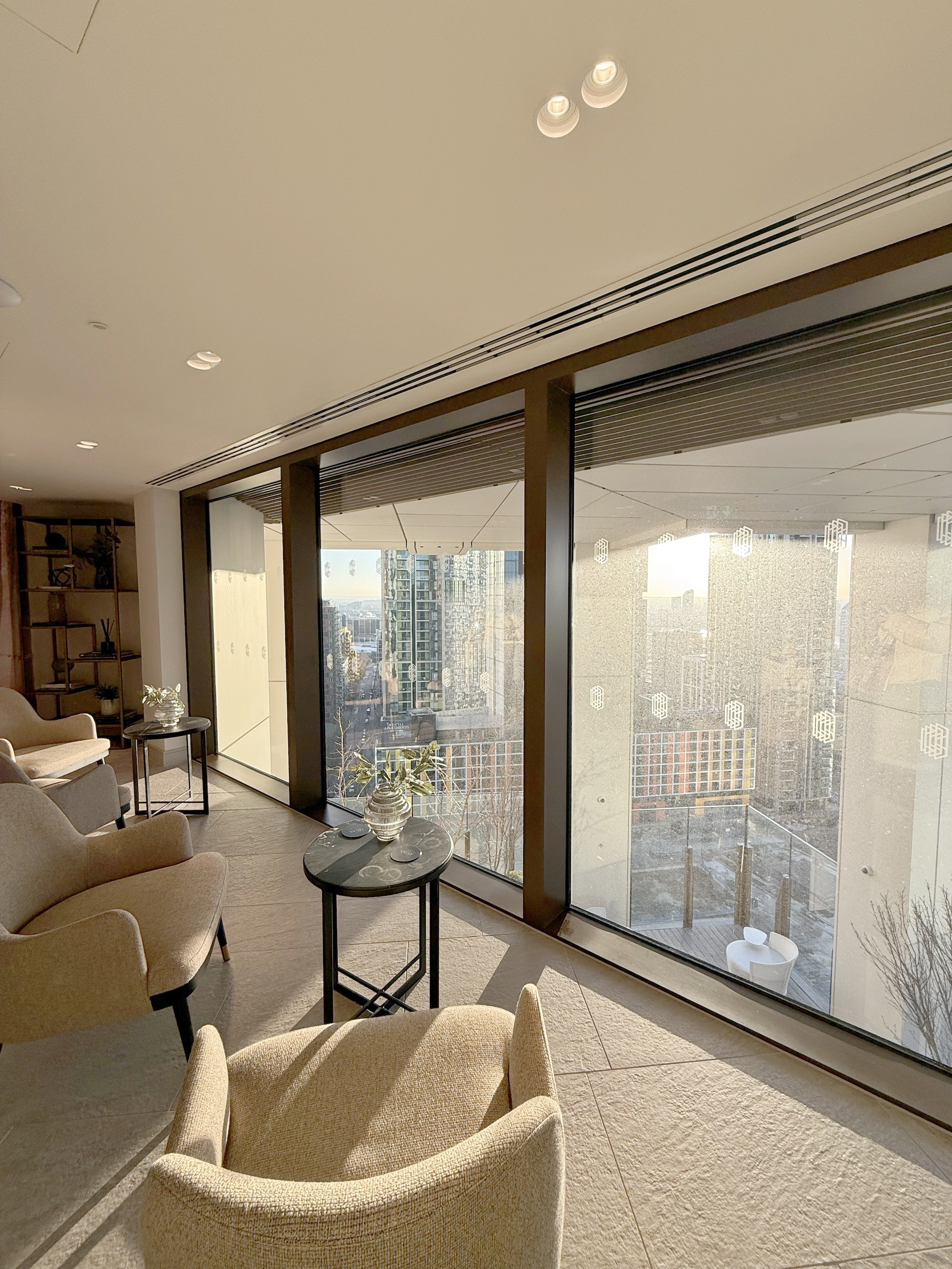 藍莎集團 - 英國樓盤、英國物業代理 | 英國買樓置業一站式服務