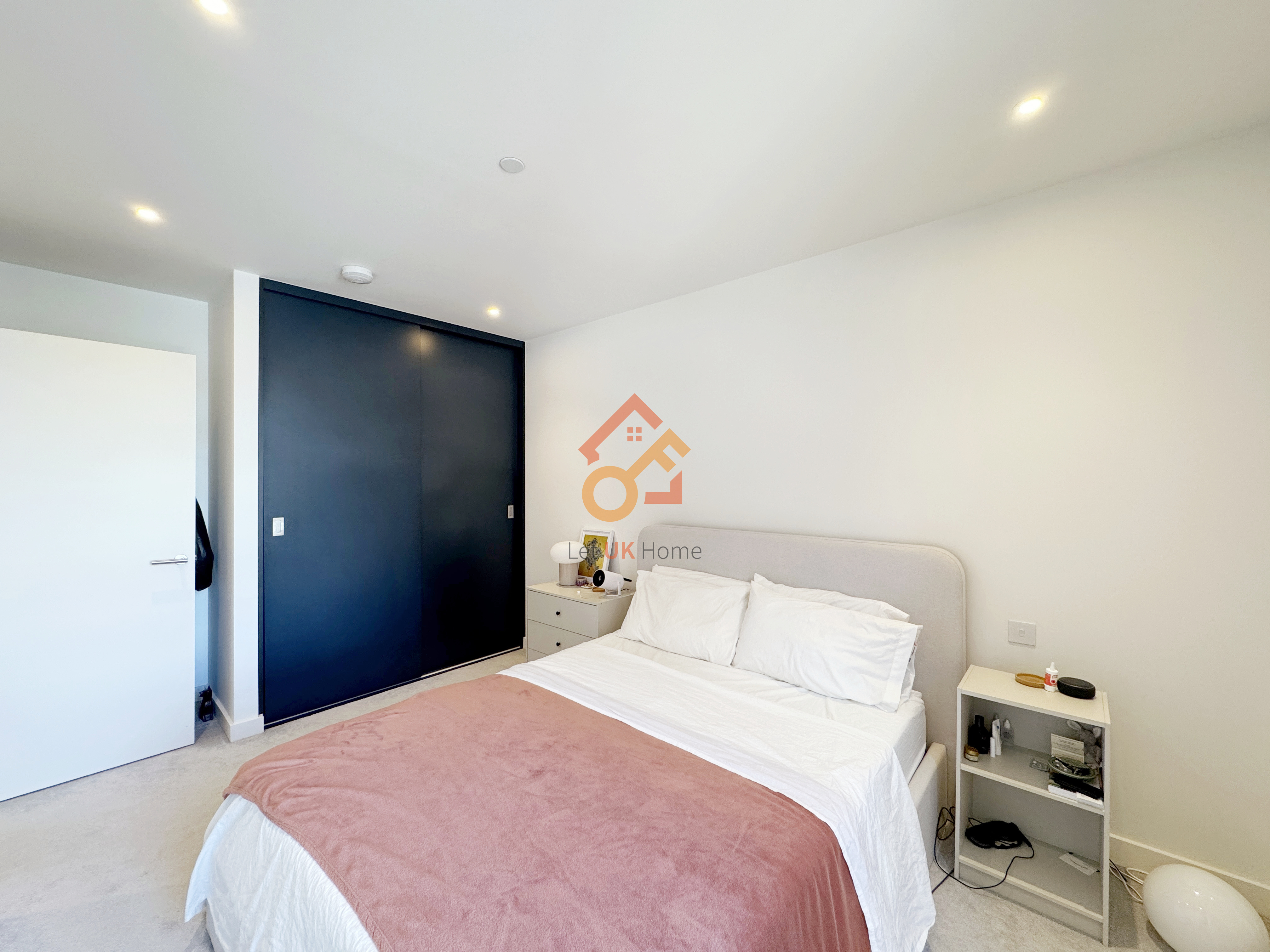 Lansha Group - UK Real Estate, UK Property Agency | One stop shop for buying and purchasing properties in the UK