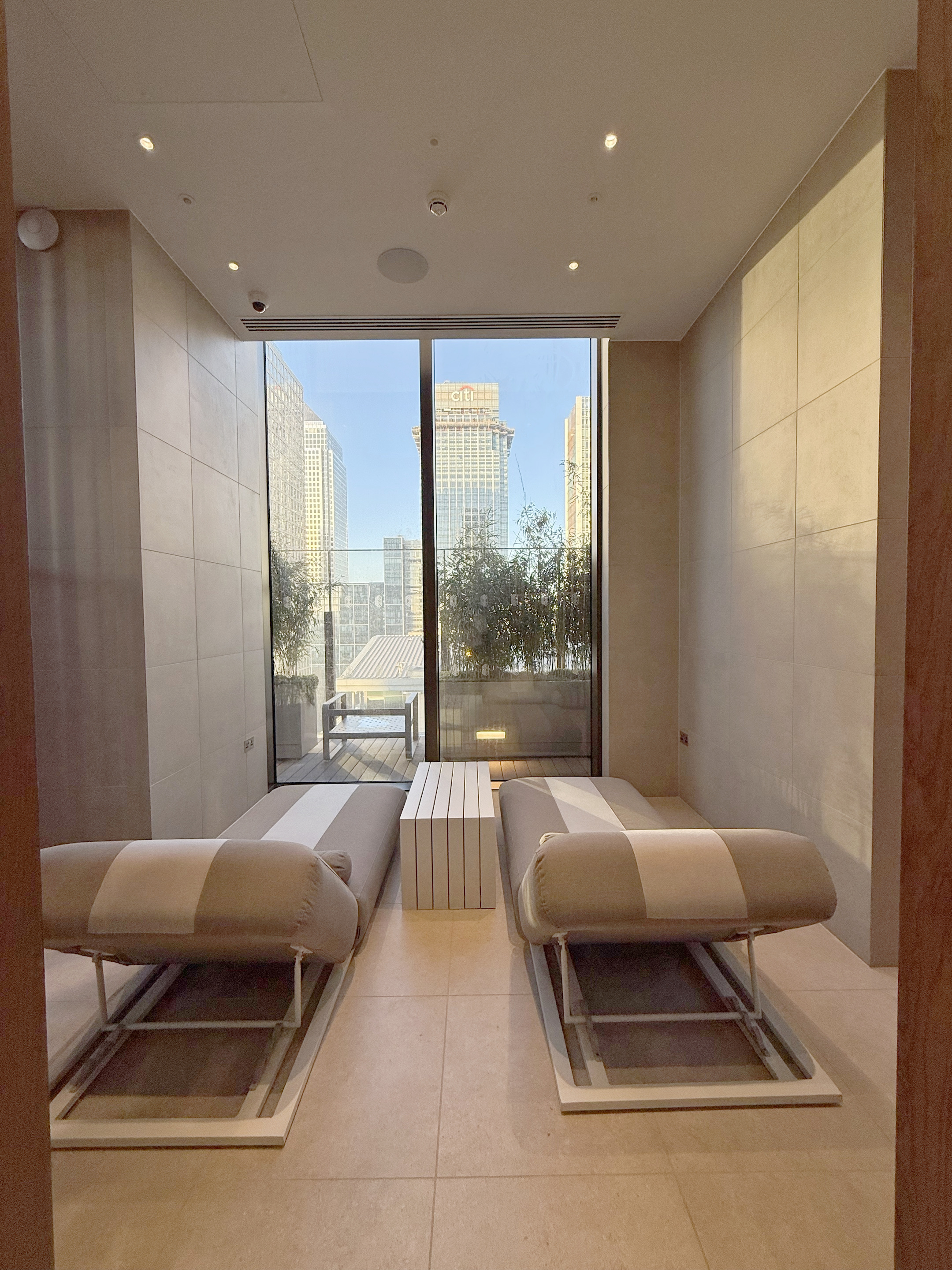 藍莎集團 - 英國樓盤、英國物業代理 | 英國買樓置業一站式服務