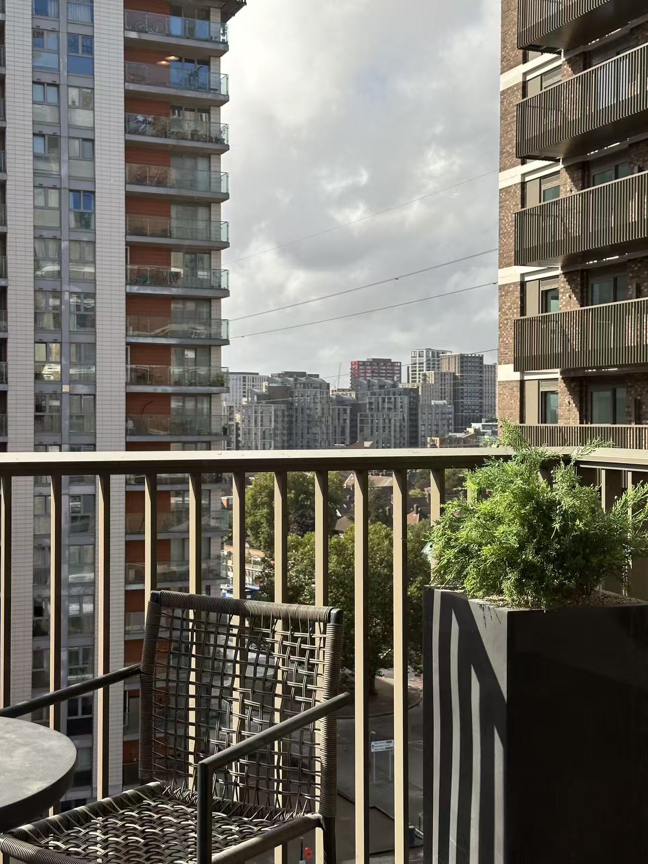 Lansha Group - UK Real Estate, UK Property Agency | One stop shop for buying and purchasing properties in the UK