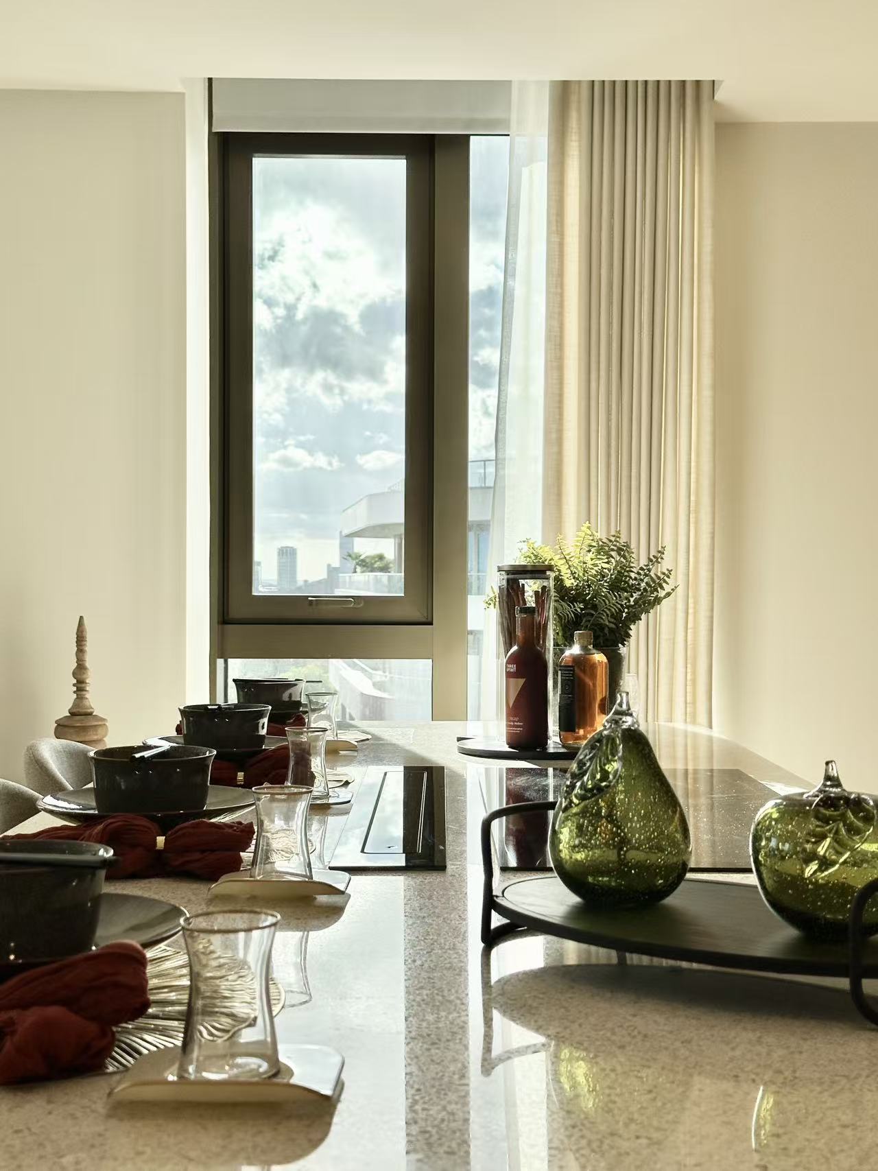 藍莎集團 | 英國置產一站式服務