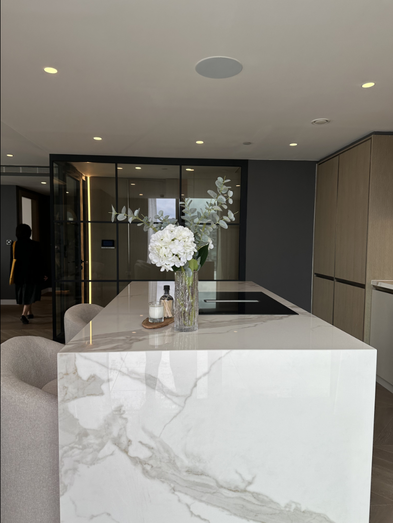 Lansha Group - UK Real Estate, UK Property Agency | One stop shop for buying and purchasing properties in the UK