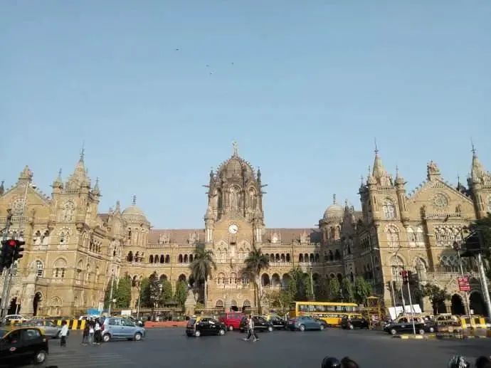 藍莎集團 | 英國置產一站式服務