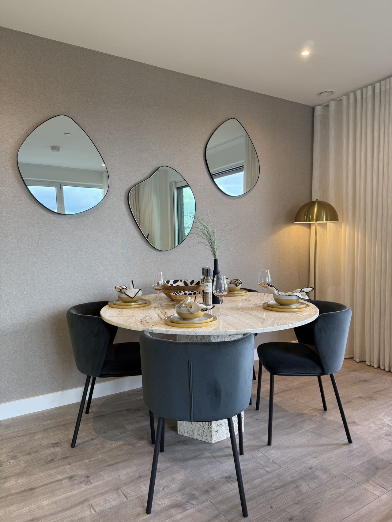 藍莎集團 - 英國樓盤、英國物業代理 | 英國買樓置業一站式服務