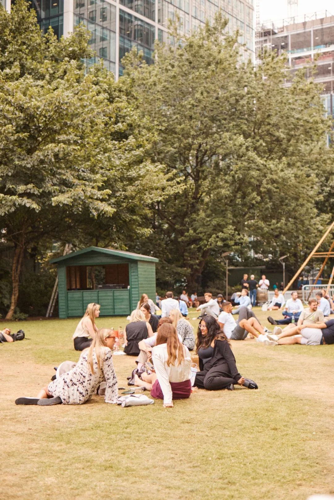 藍莎集團 - 英國樓盤、英國物業代理 | 英國買樓置業一站式服務