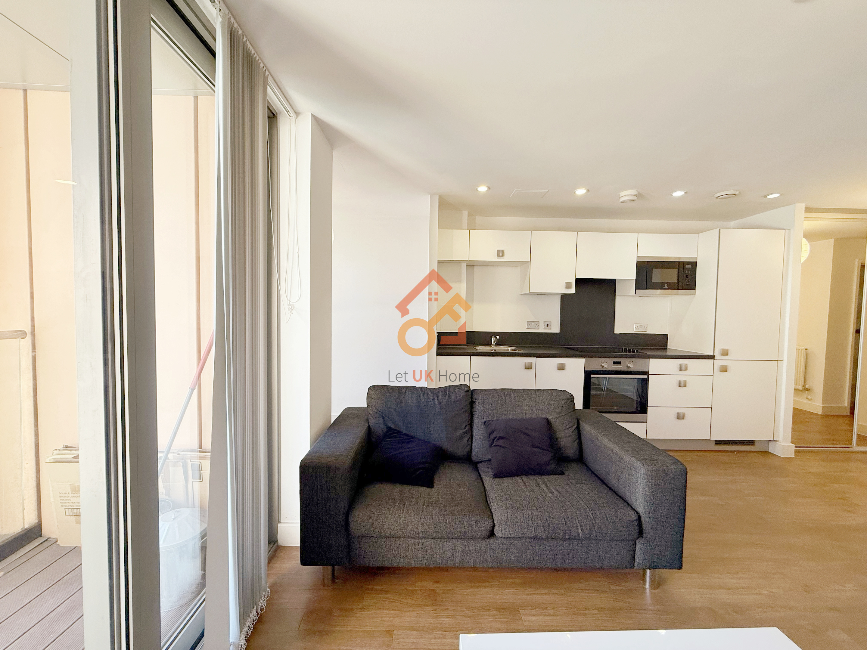 藍莎集團 | 英國置產一站式服務