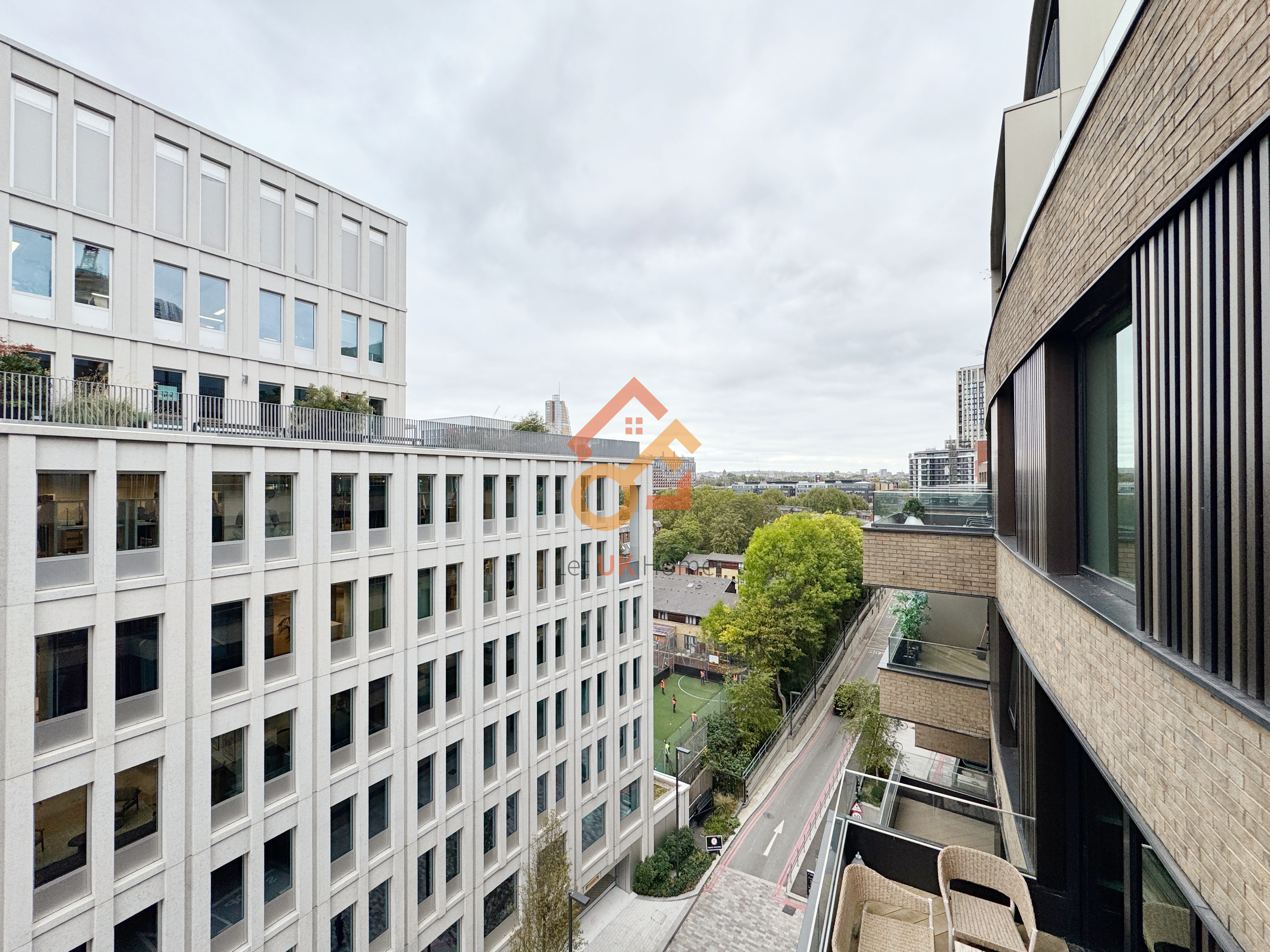 伦敦White City·2房·Wood Crescent 房源图片