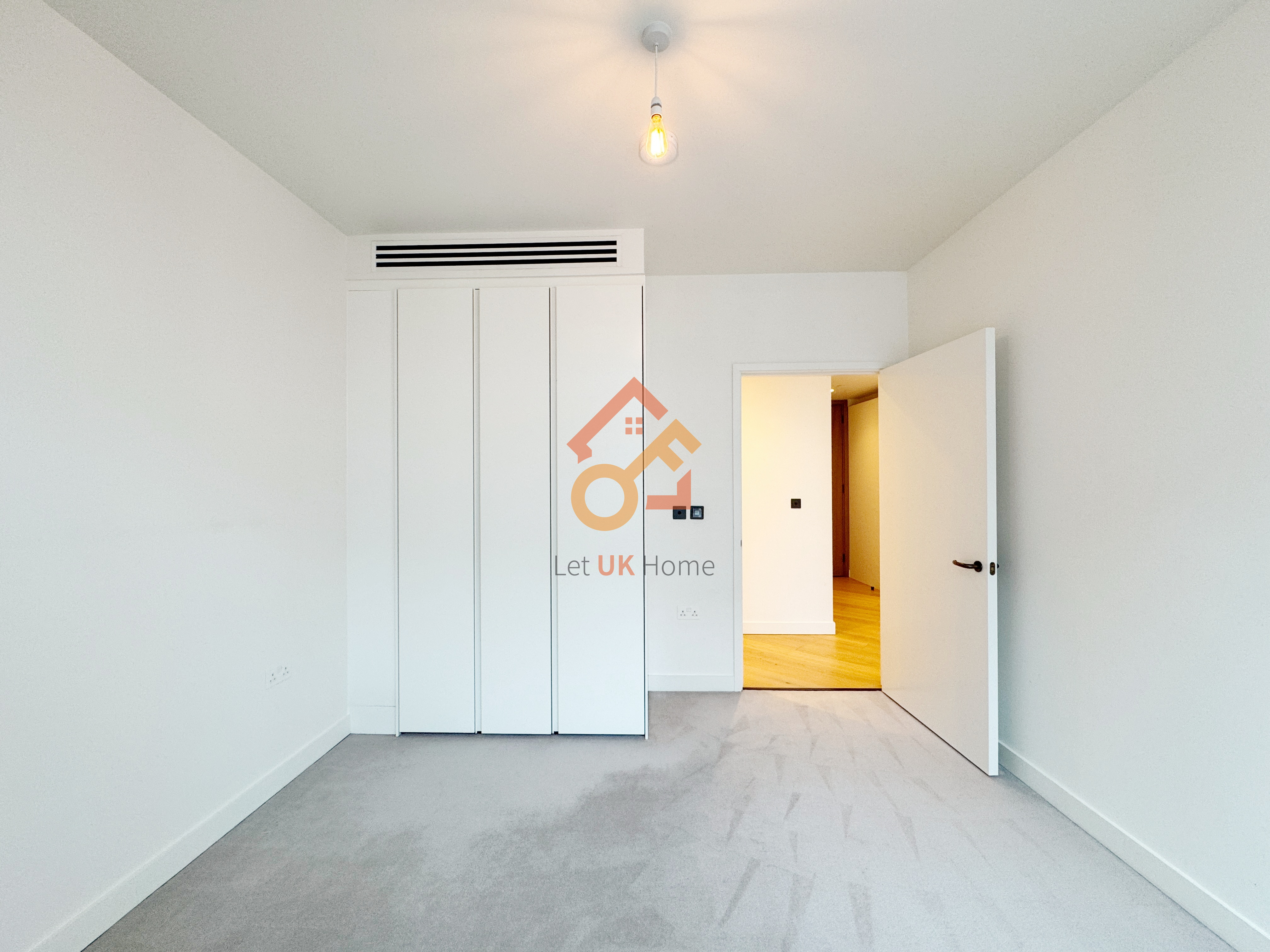 伦敦White City·2房·Wood Crescent 房源图片