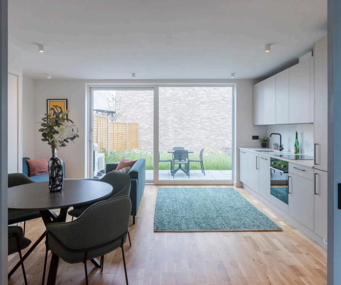 藍莎集團 | 英國置產一站式服務