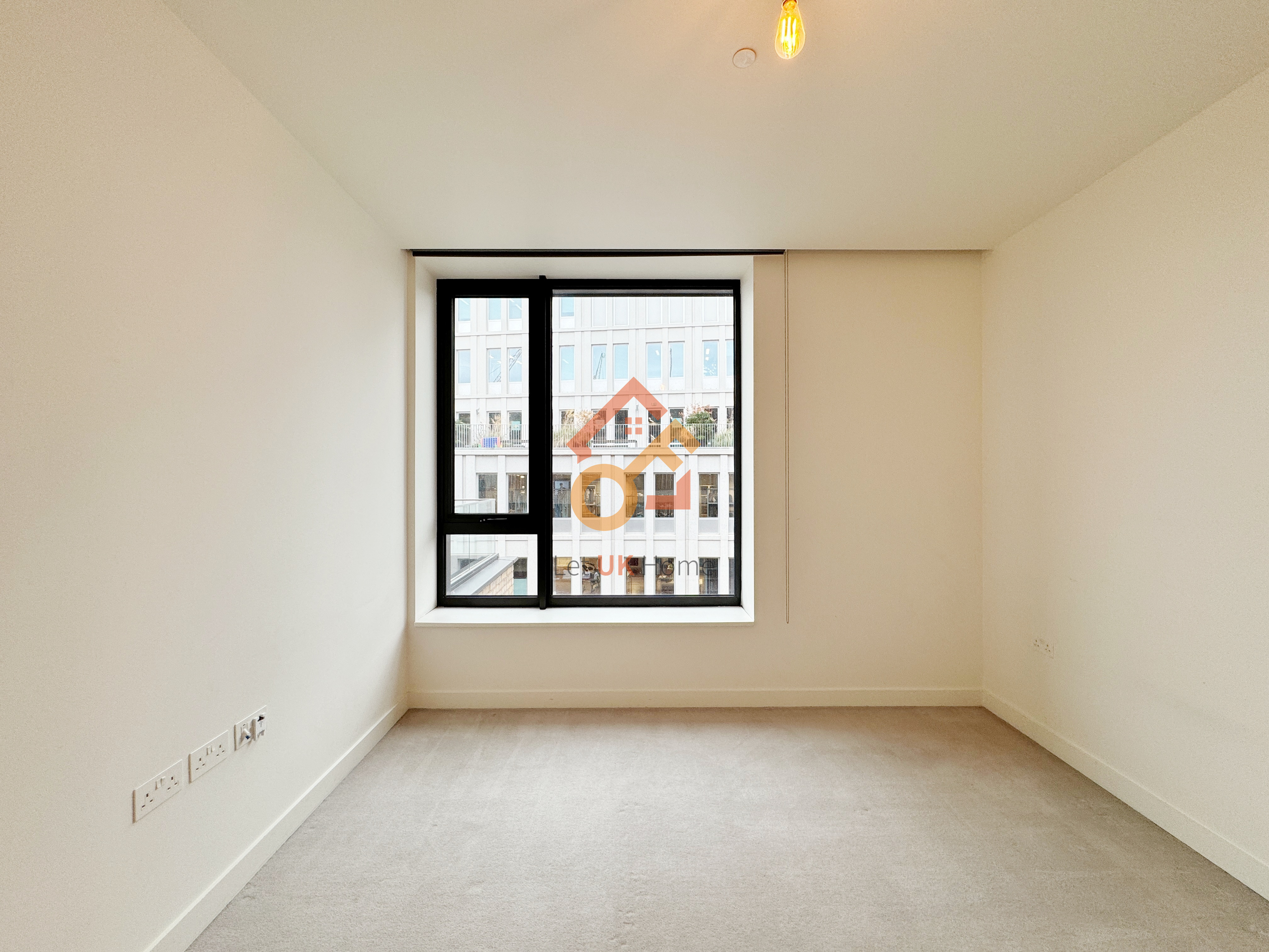 伦敦White City·2房·Wood Crescent 房源图片