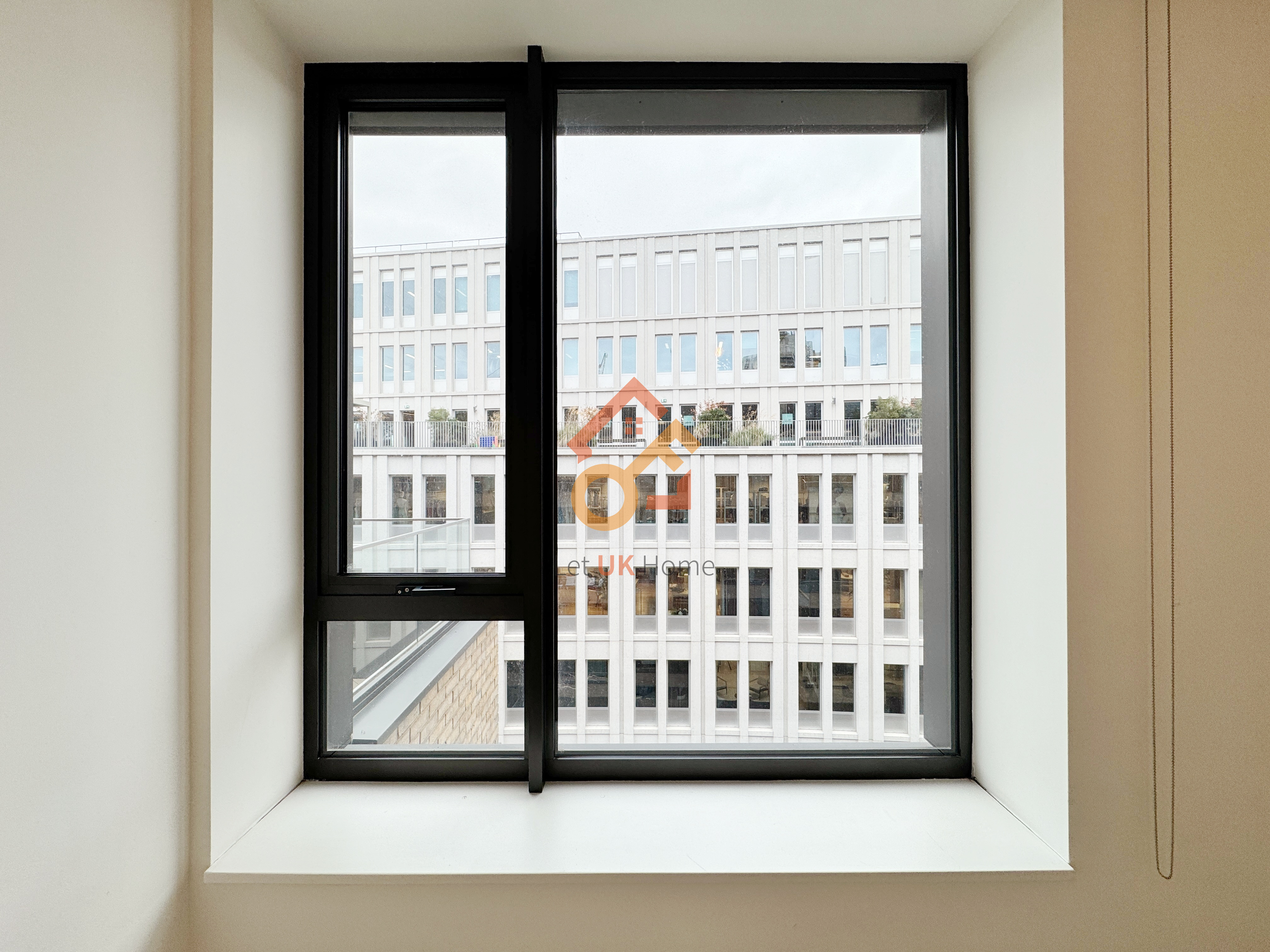 伦敦White City·2房·Wood Crescent 房源图片