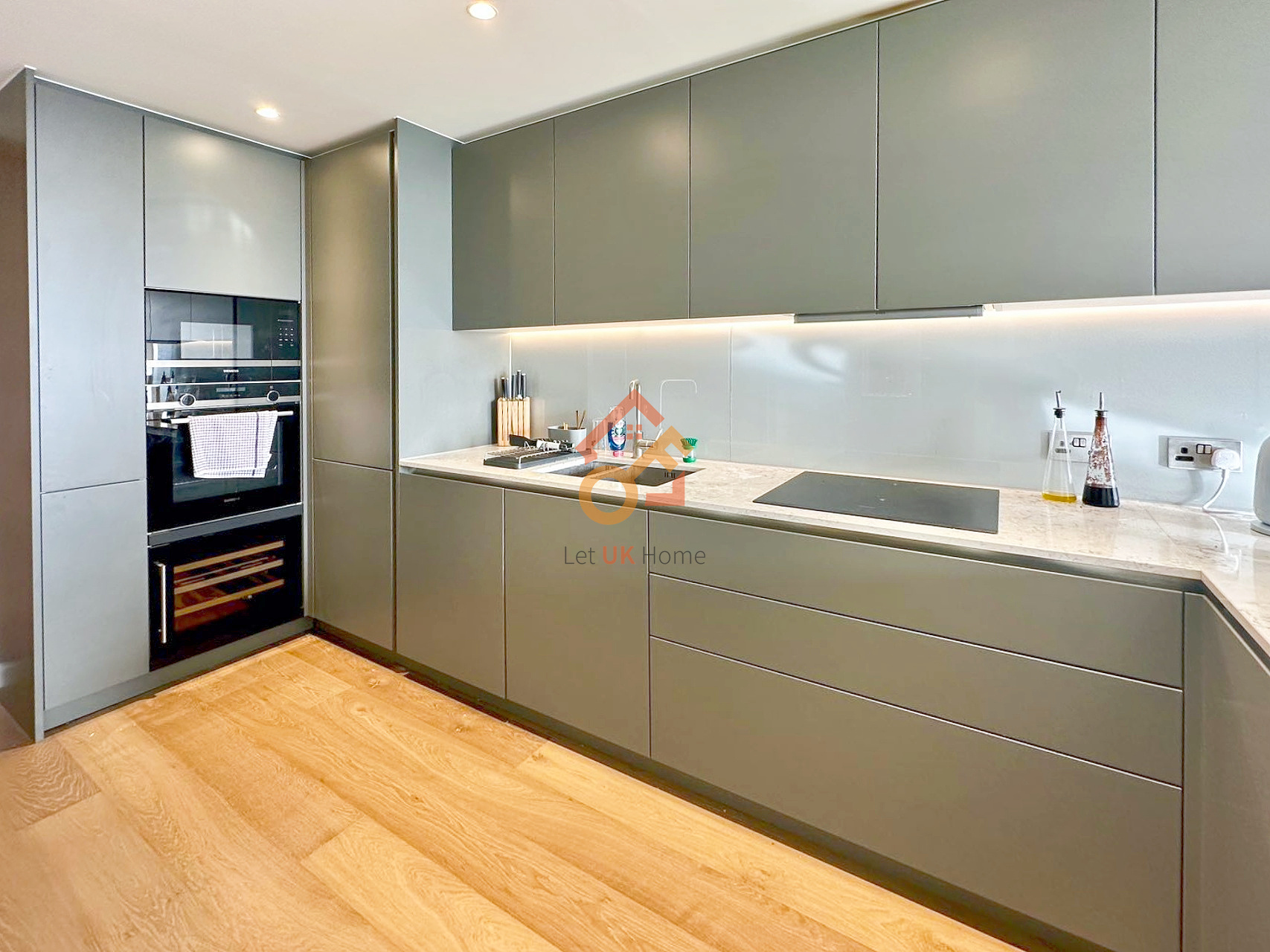 藍莎集團 - 英國樓盤、英國物業代理 | 英國買樓置業一站式服務