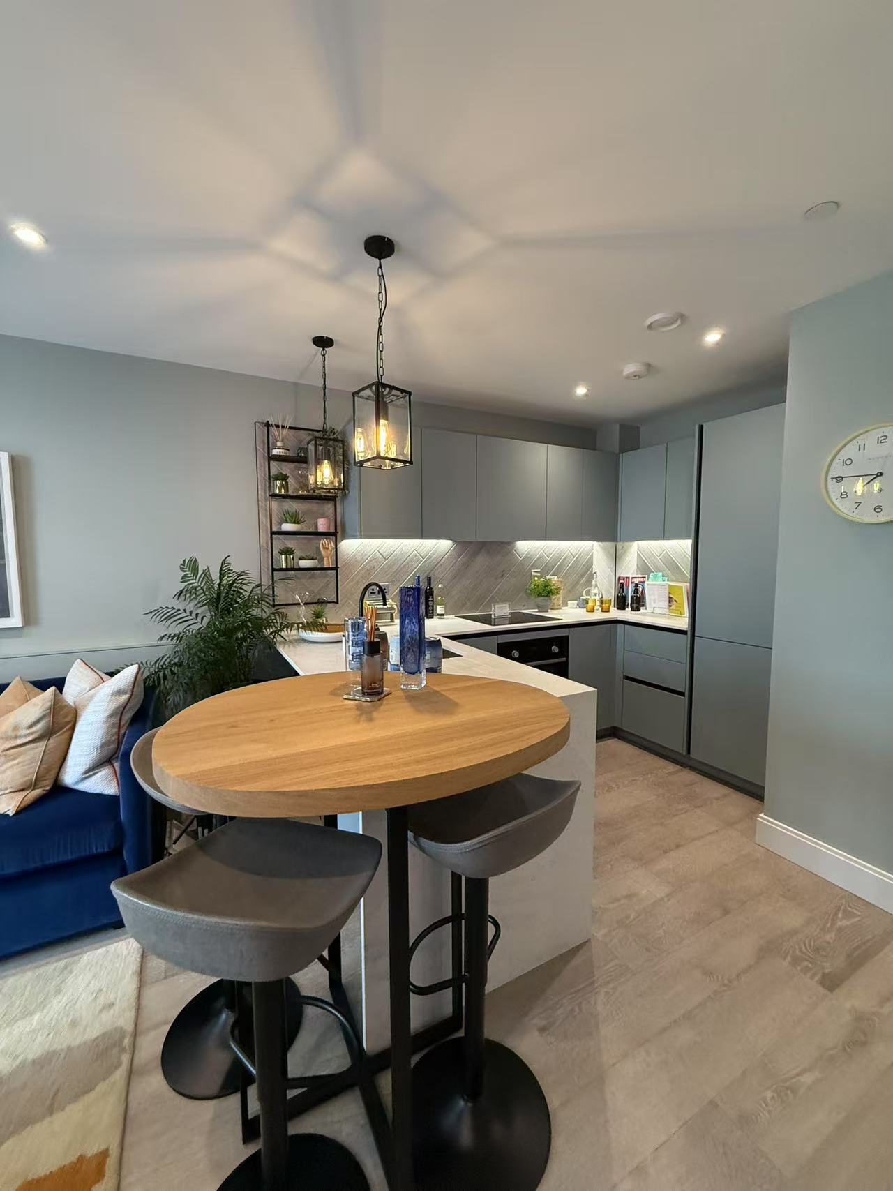 藍莎集團 | 英國置產一站式服務