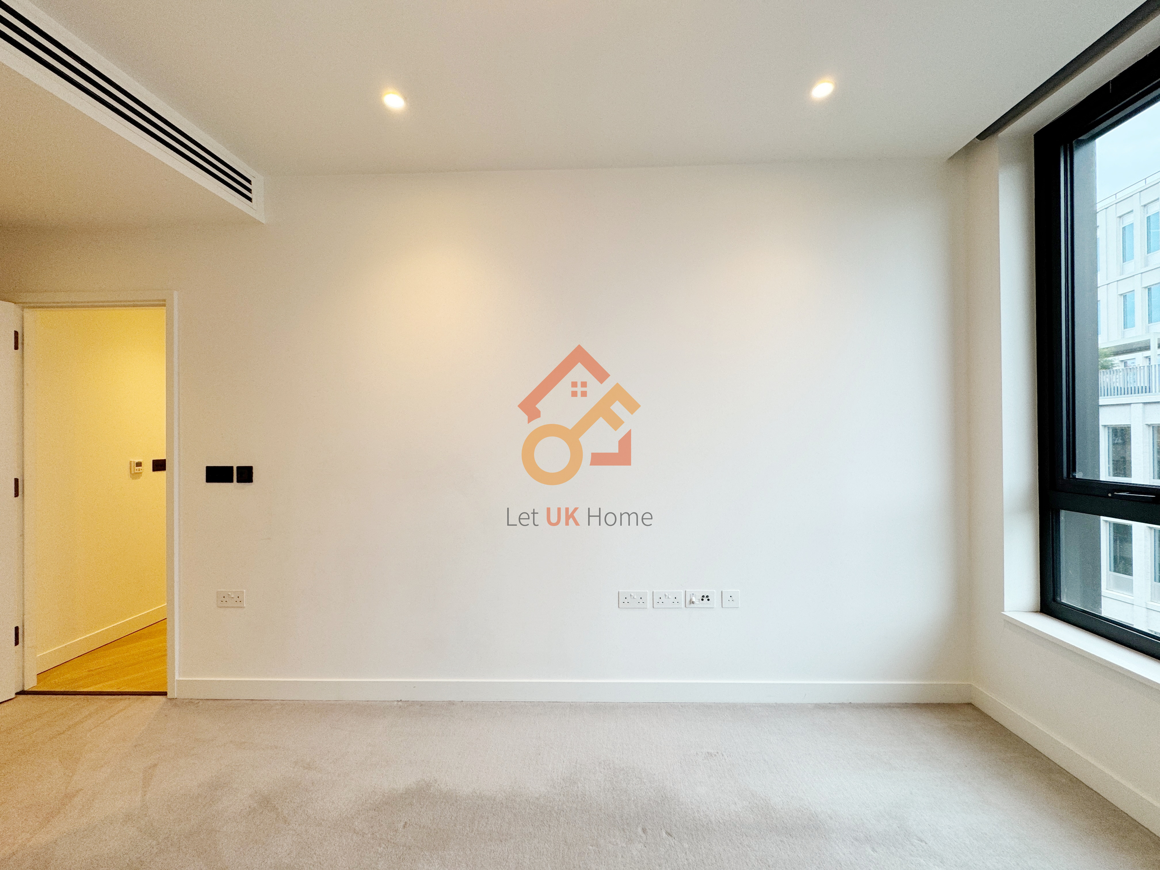 伦敦White City·2房·Wood Crescent 房源图片