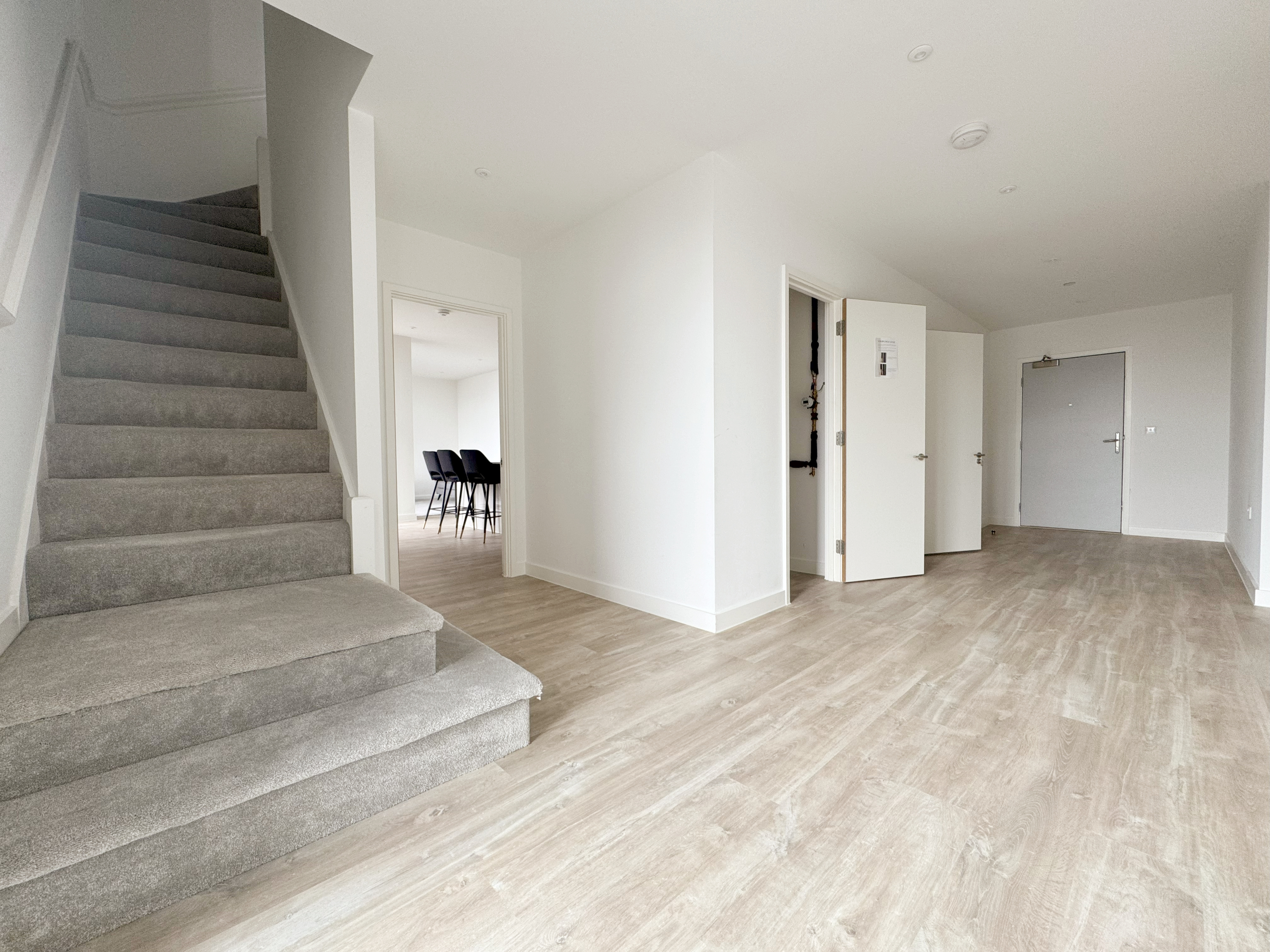 藍莎集團 - 英國樓盤、英國物業代理 | 英國買樓置業一站式服務