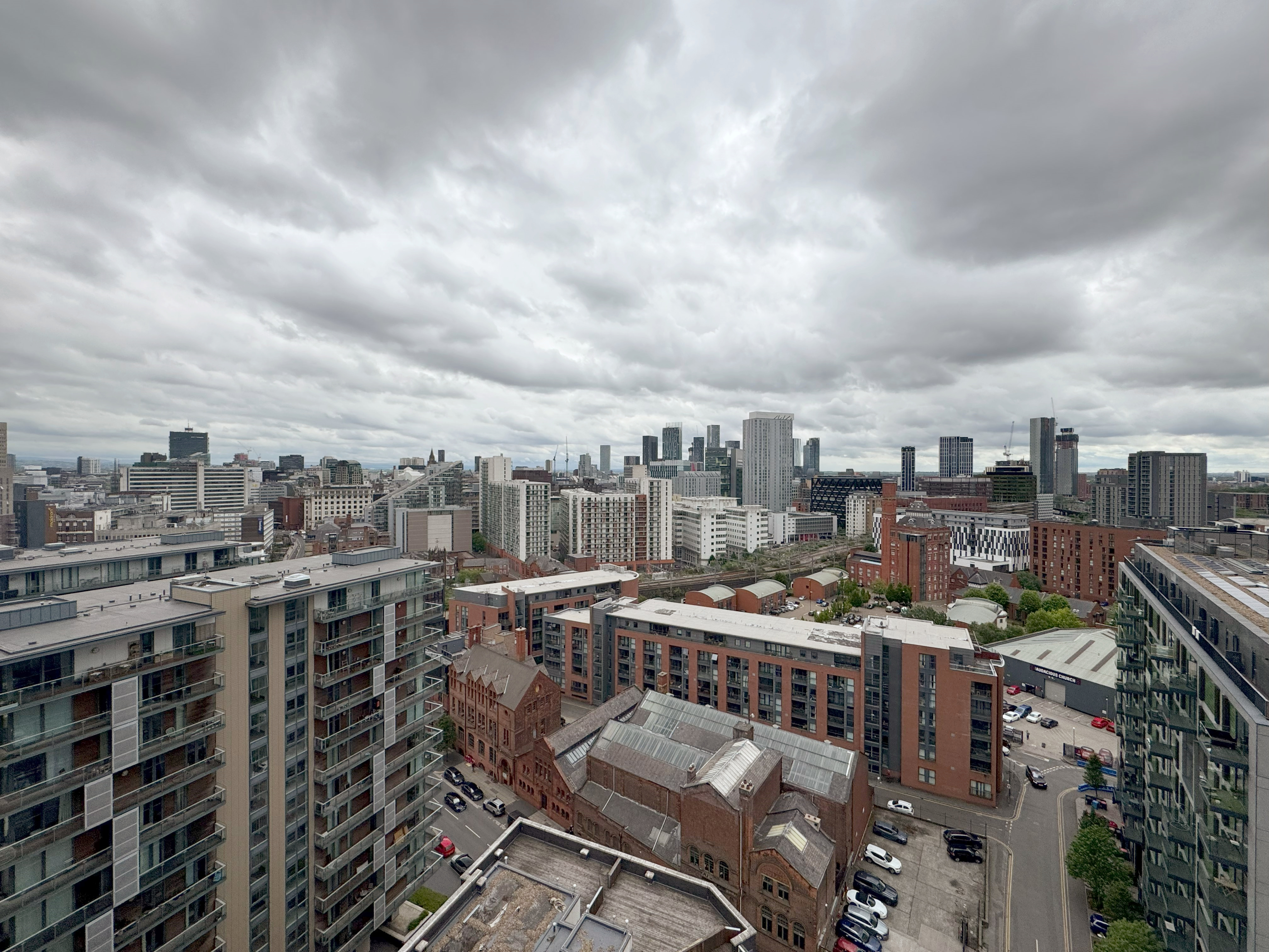 藍莎集團 - 英國樓盤、英國物業代理 | 英國買樓置業一站式服務