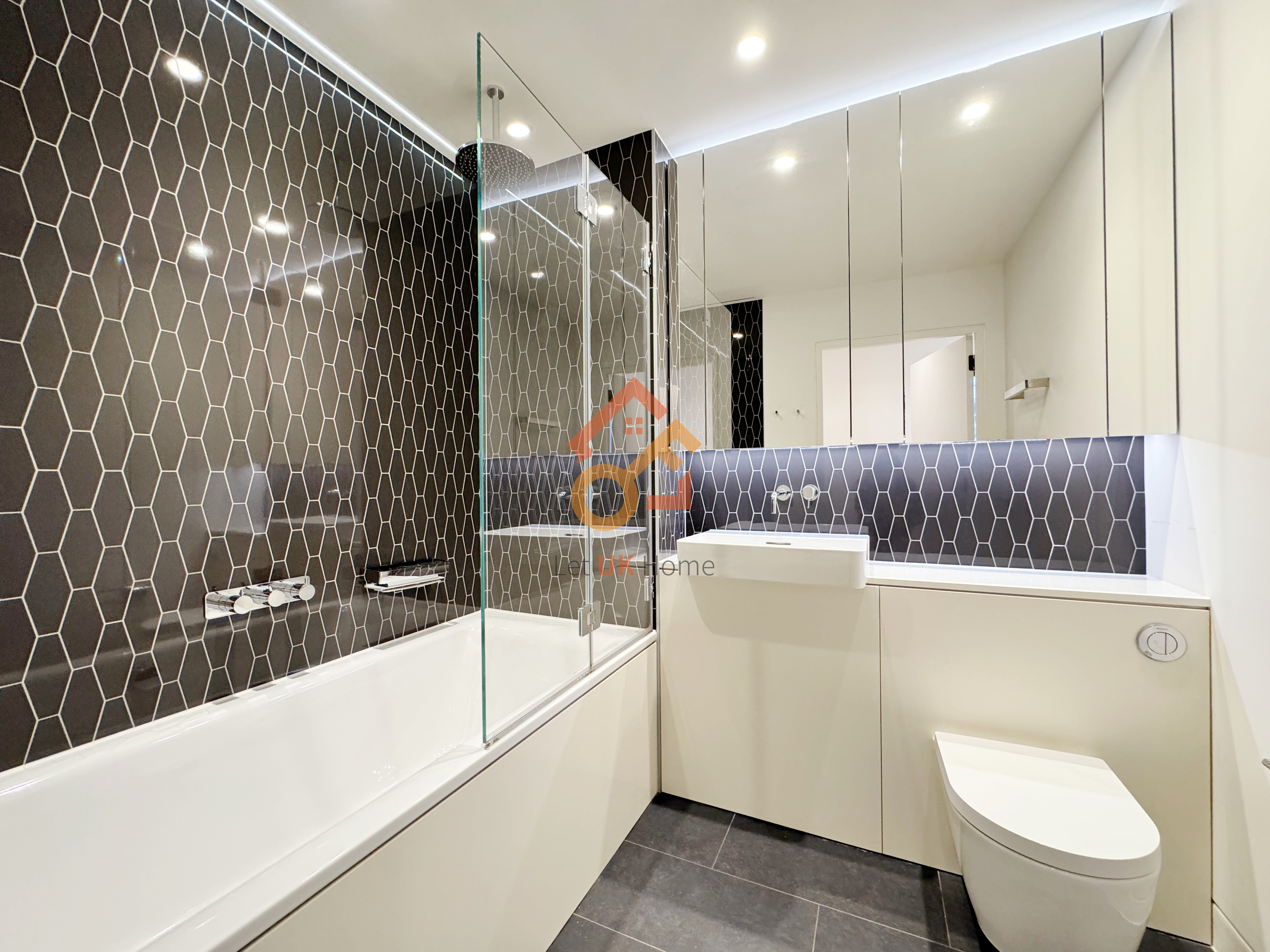 伦敦White City·2房·Wood Crescent 房源图片