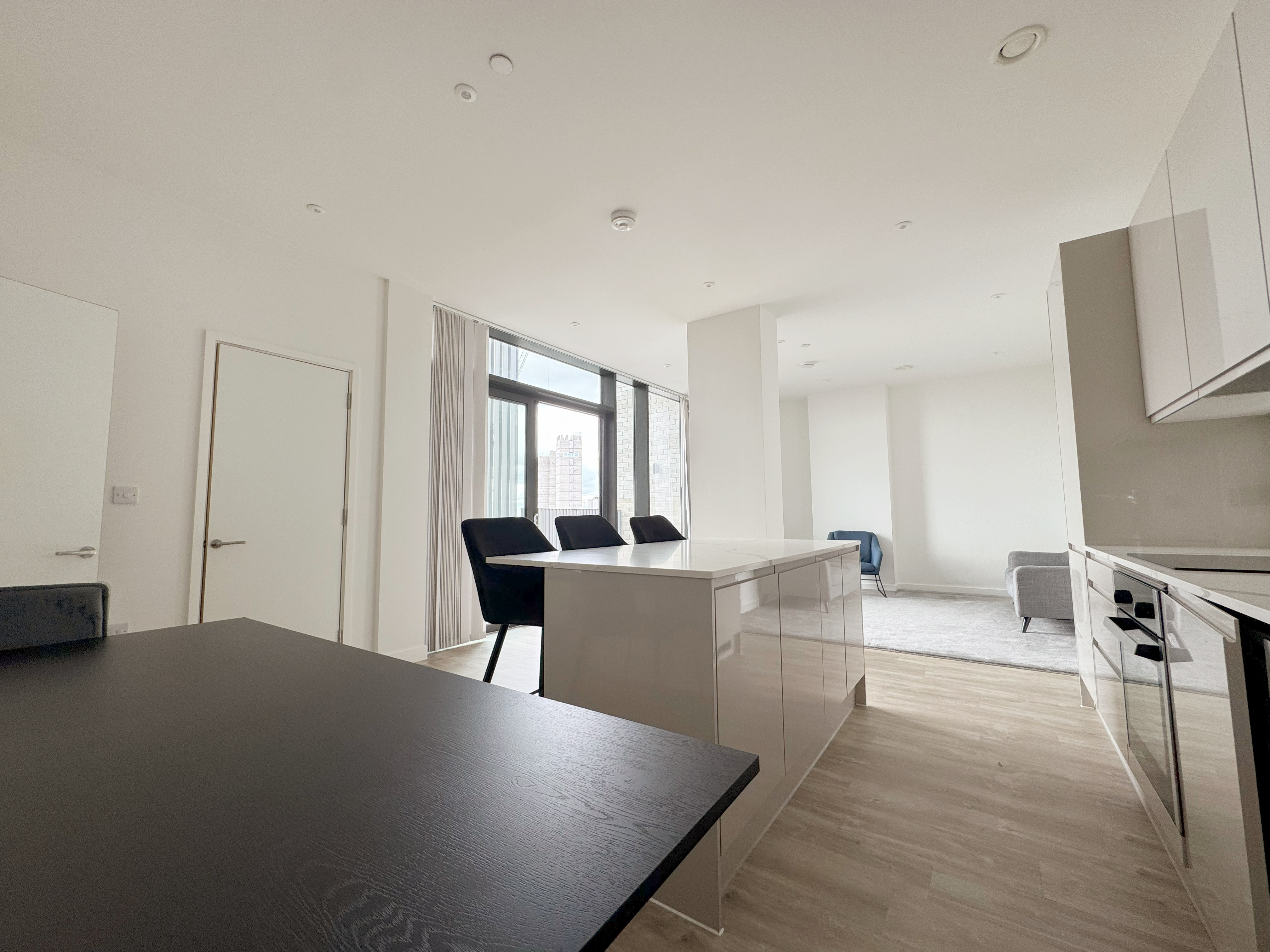 藍莎集團 - 英國樓盤、英國物業代理 | 英國買樓置業一站式服務