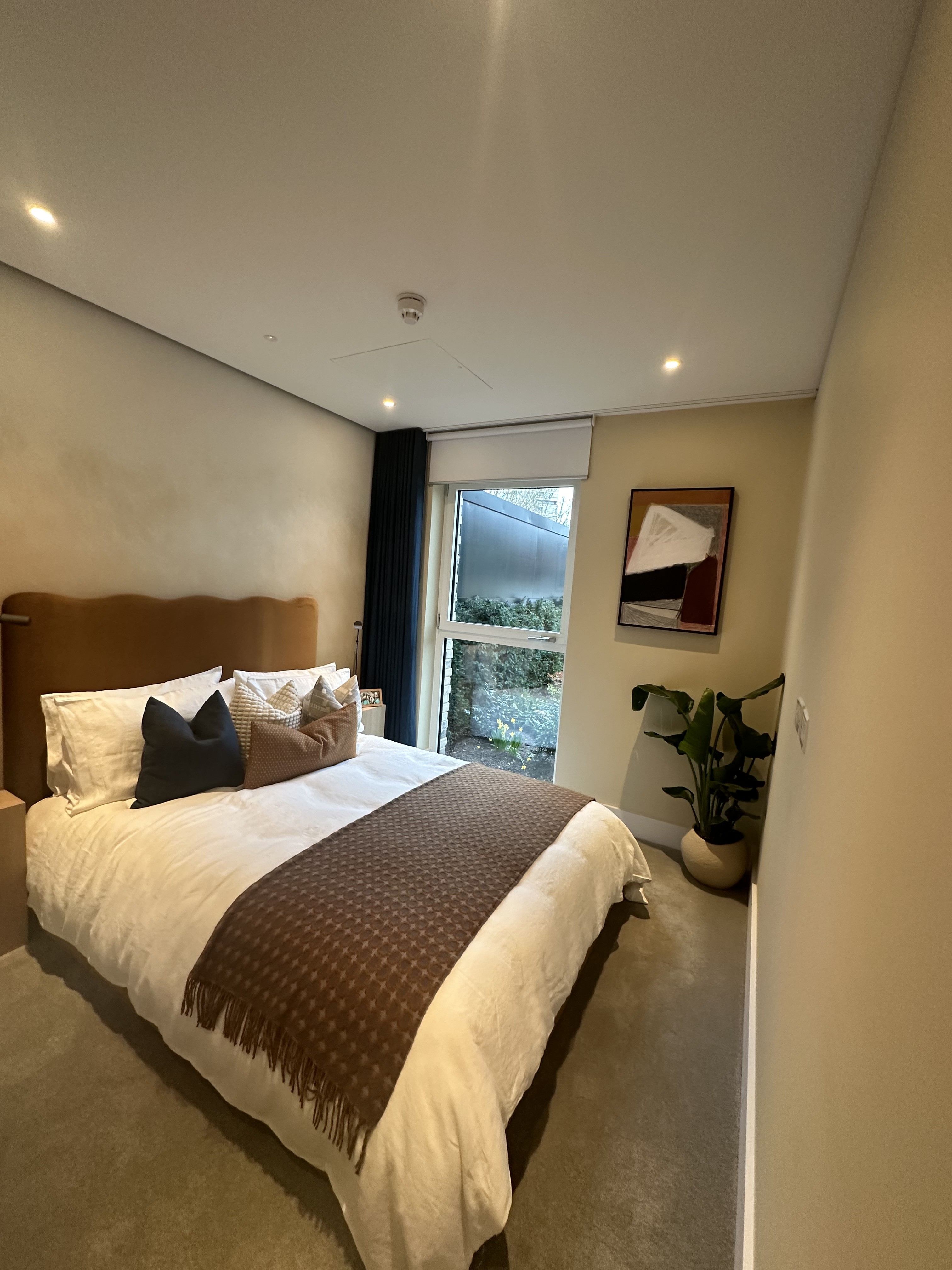 藍莎集團 - 英國樓盤、英國物業代理 | 英國買樓置業一站式服務