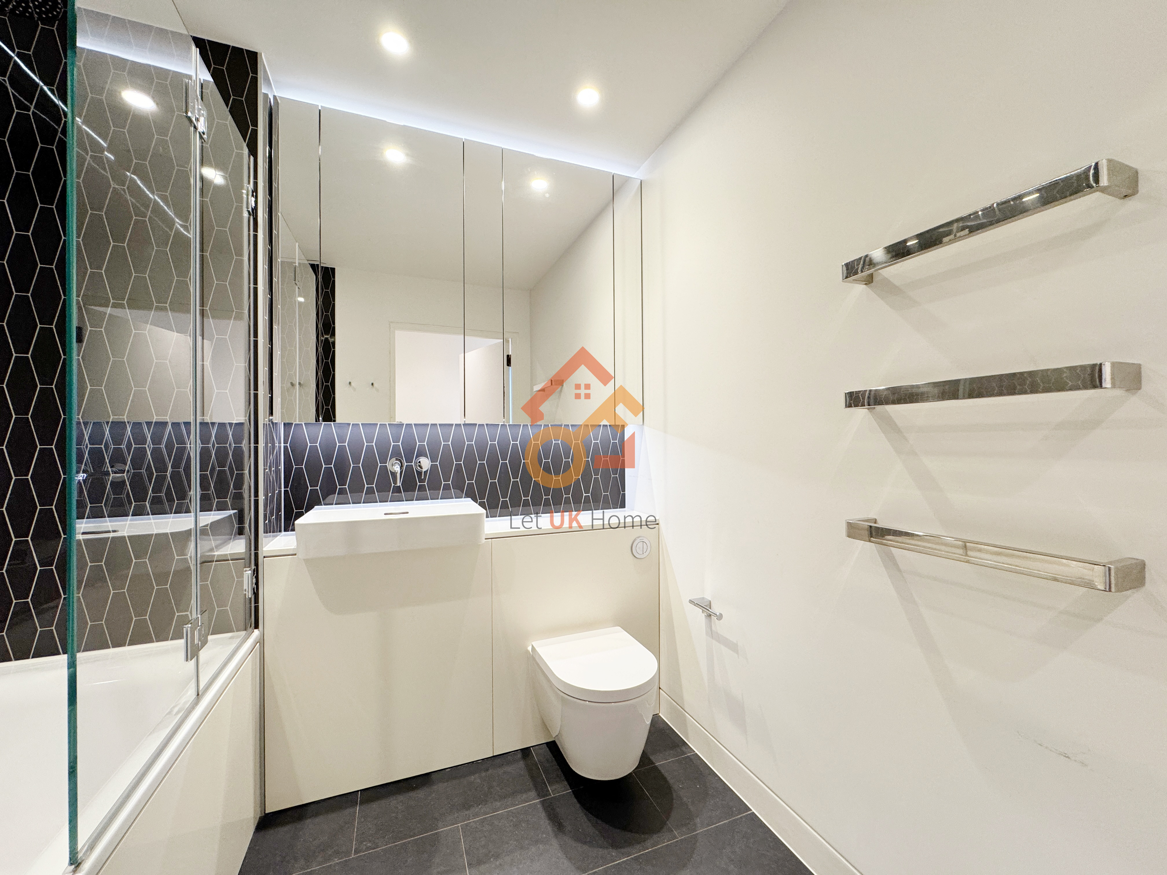 伦敦White City·2房·Wood Crescent 房源图片