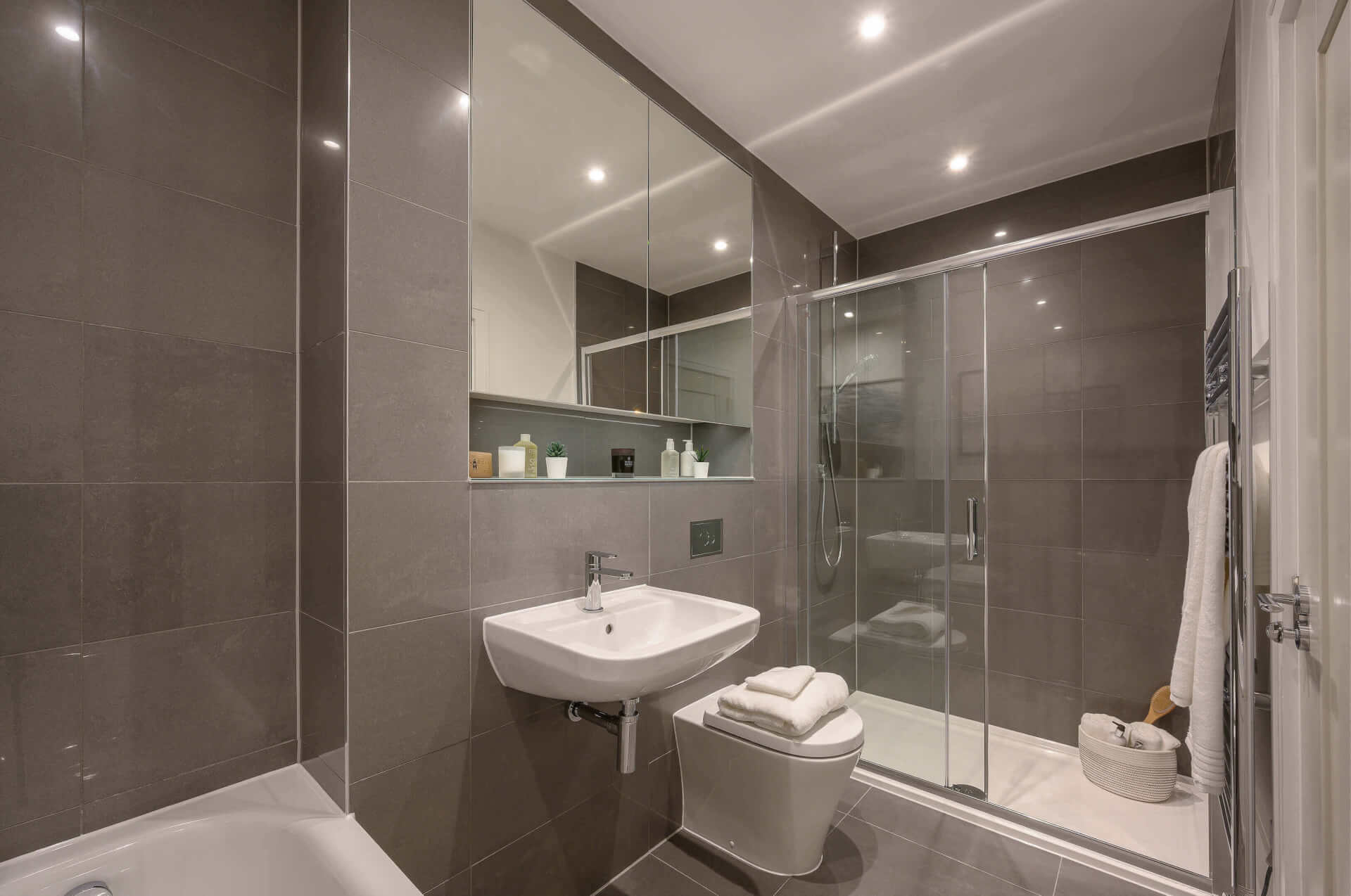 Lansha Group - UK Real Estate, UK Property Agency | One stop shop for buying and purchasing properties in the UK