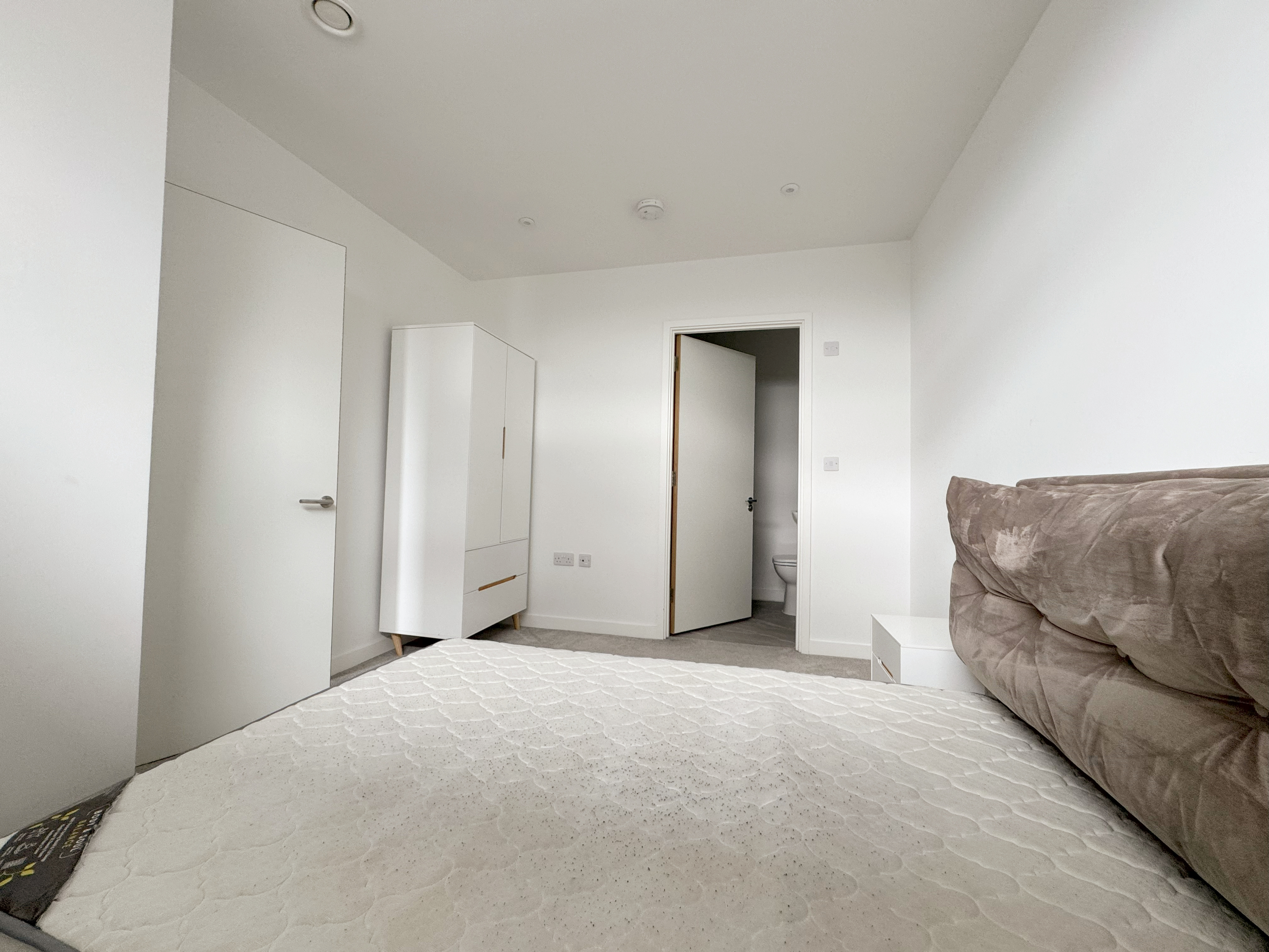 藍莎集團 - 英國樓盤、英國物業代理 | 英國買樓置業一站式服務