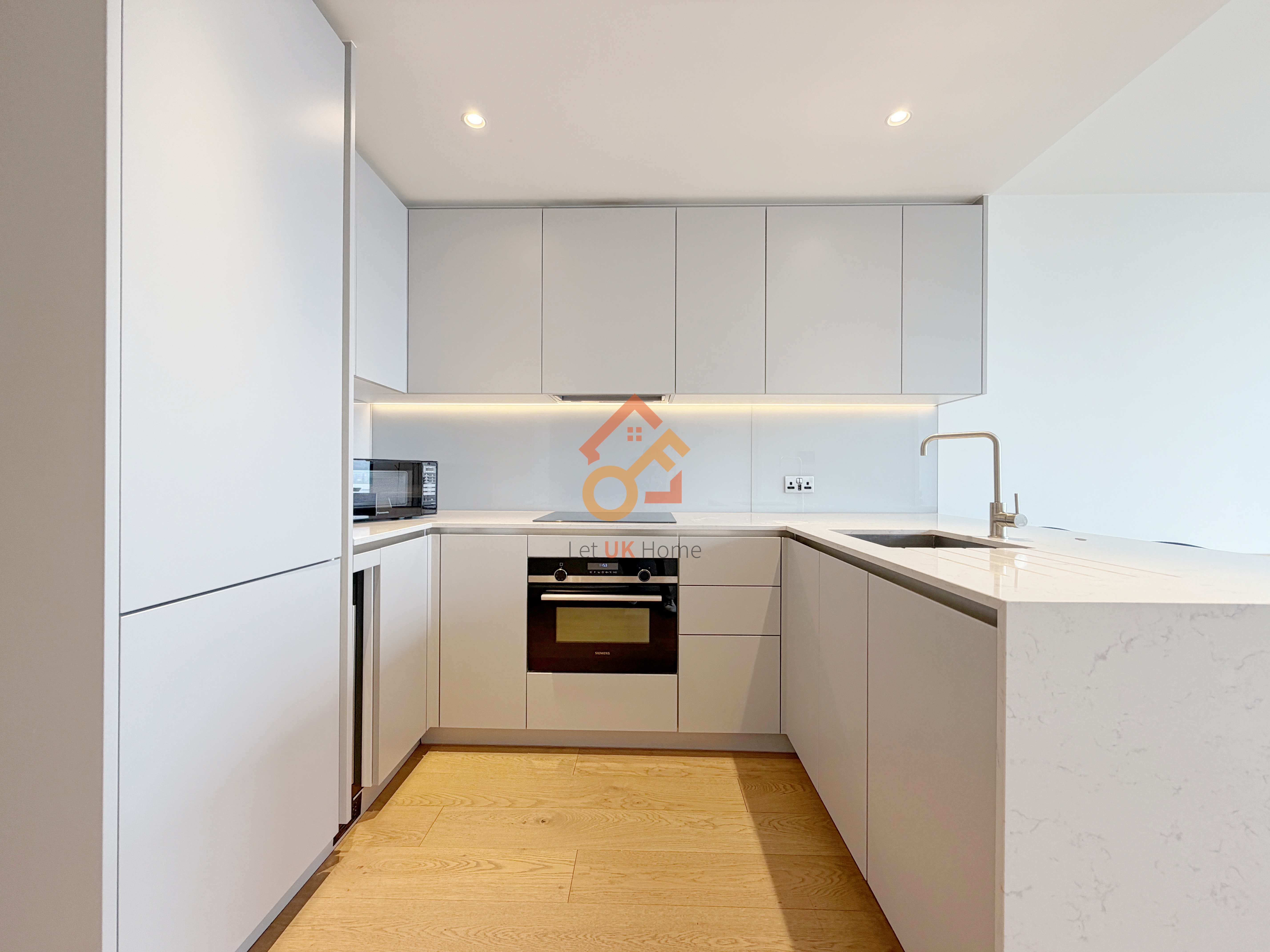 伦敦Canary Wharf·Studio·South Quay Plaza 房源图片