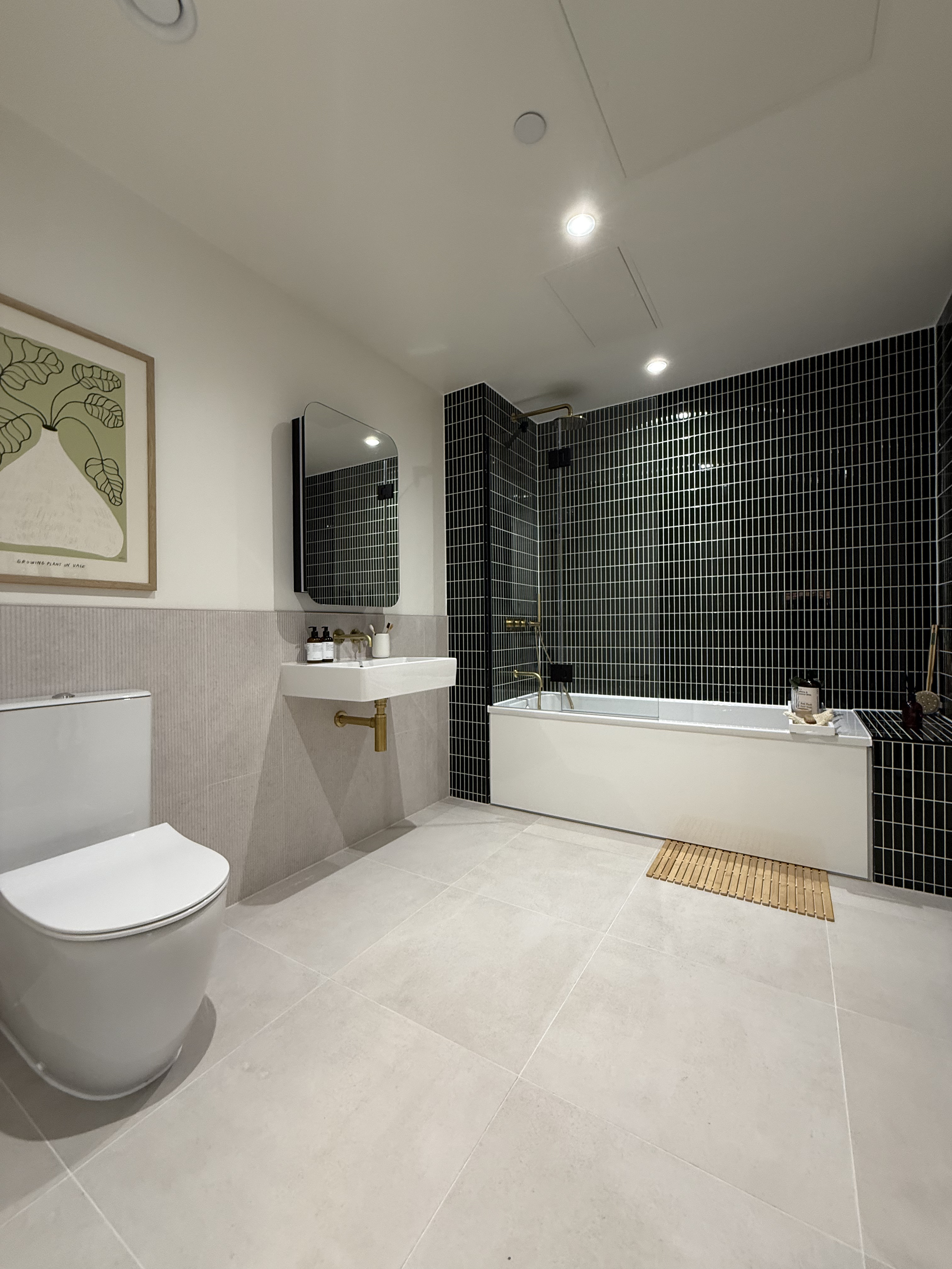 藍莎集團 - 英國樓盤、英國物業代理 | 英國買樓置業一站式服務