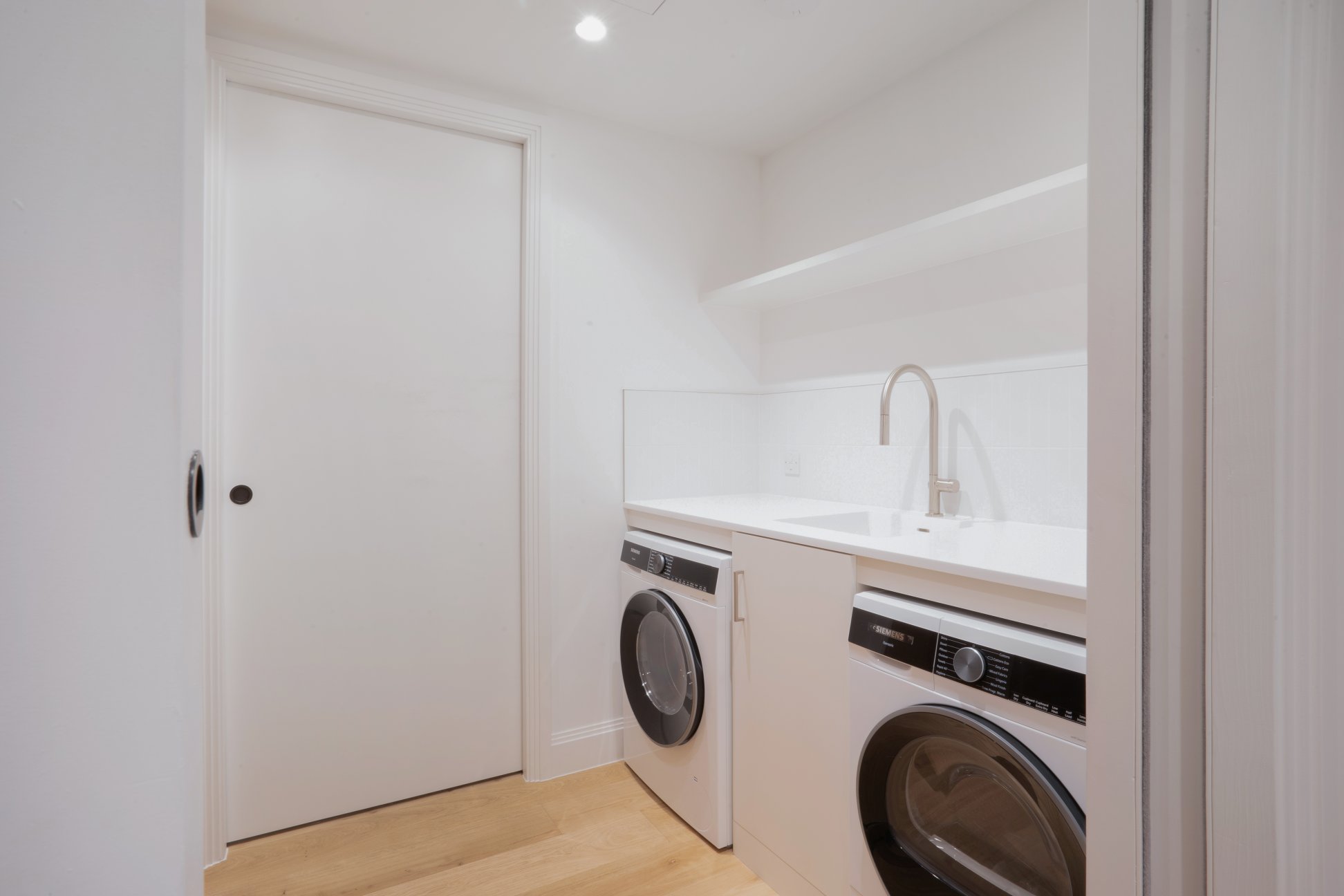 藍莎集團 - 英國樓盤、英國物業代理 | 英國買樓置業一站式服務