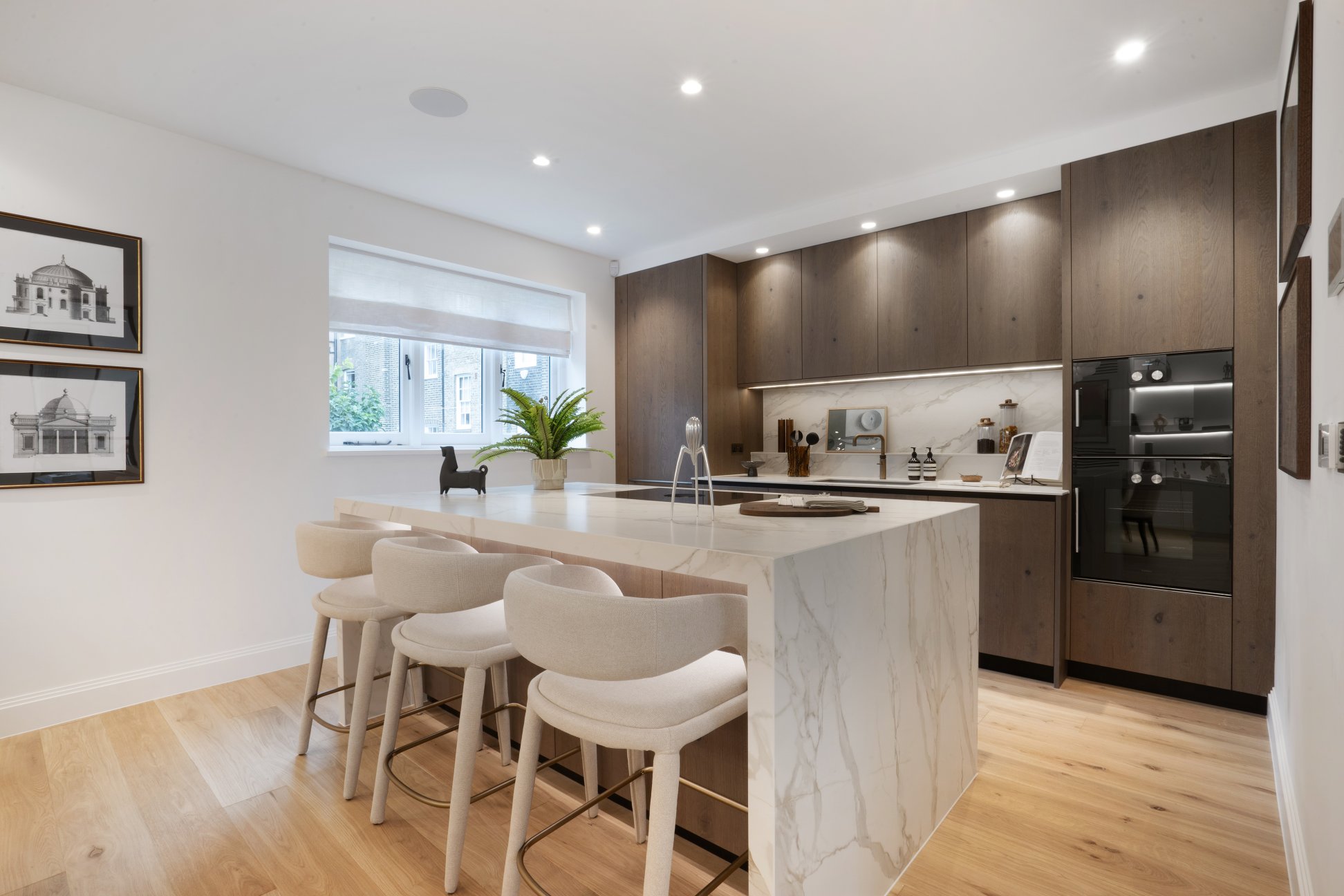 藍莎集團 - 英國樓盤、英國物業代理 | 英國買樓置業一站式服務