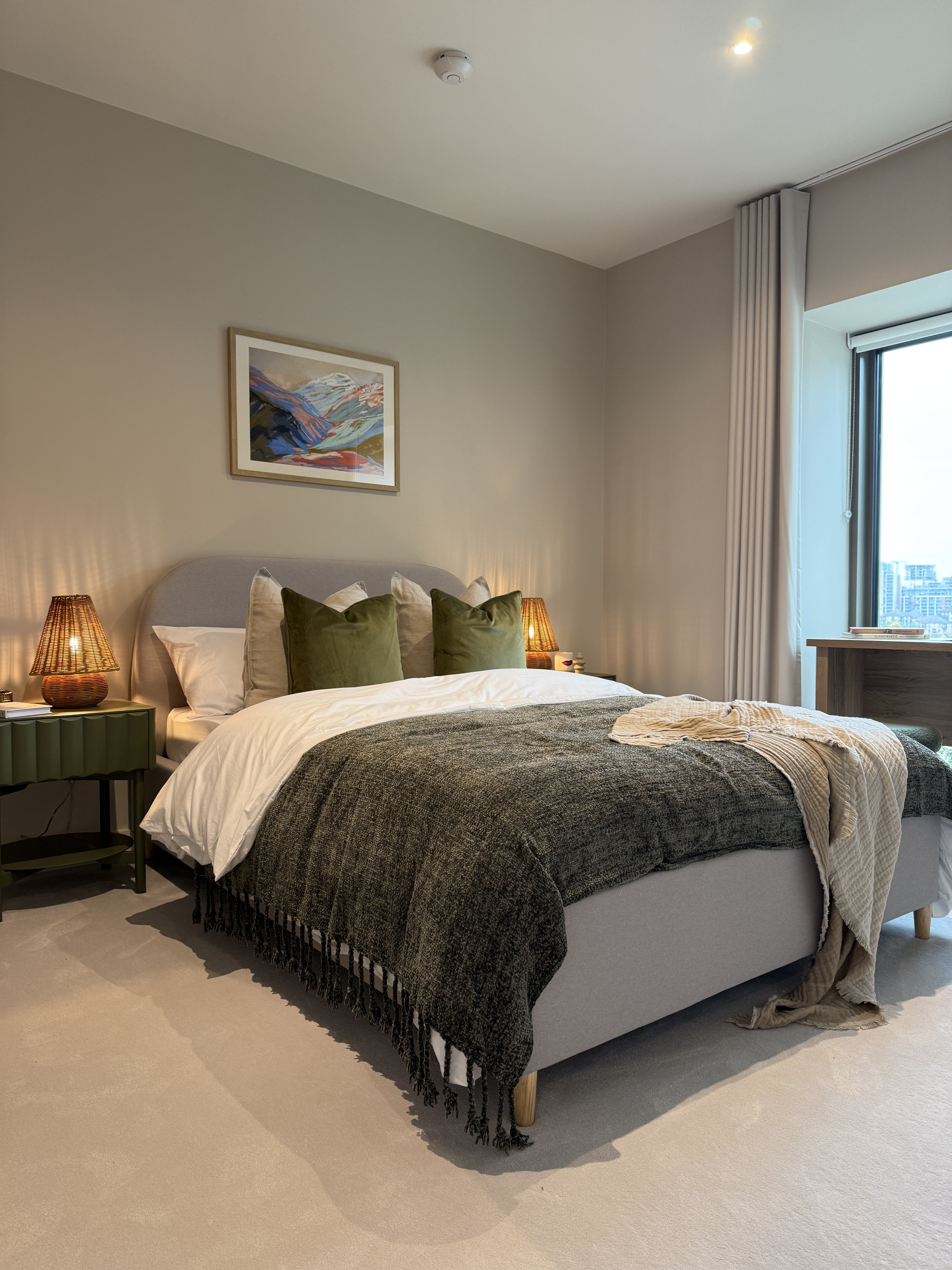 藍莎集團 - 英國樓盤、英國物業代理 | 英國買樓置業一站式服務