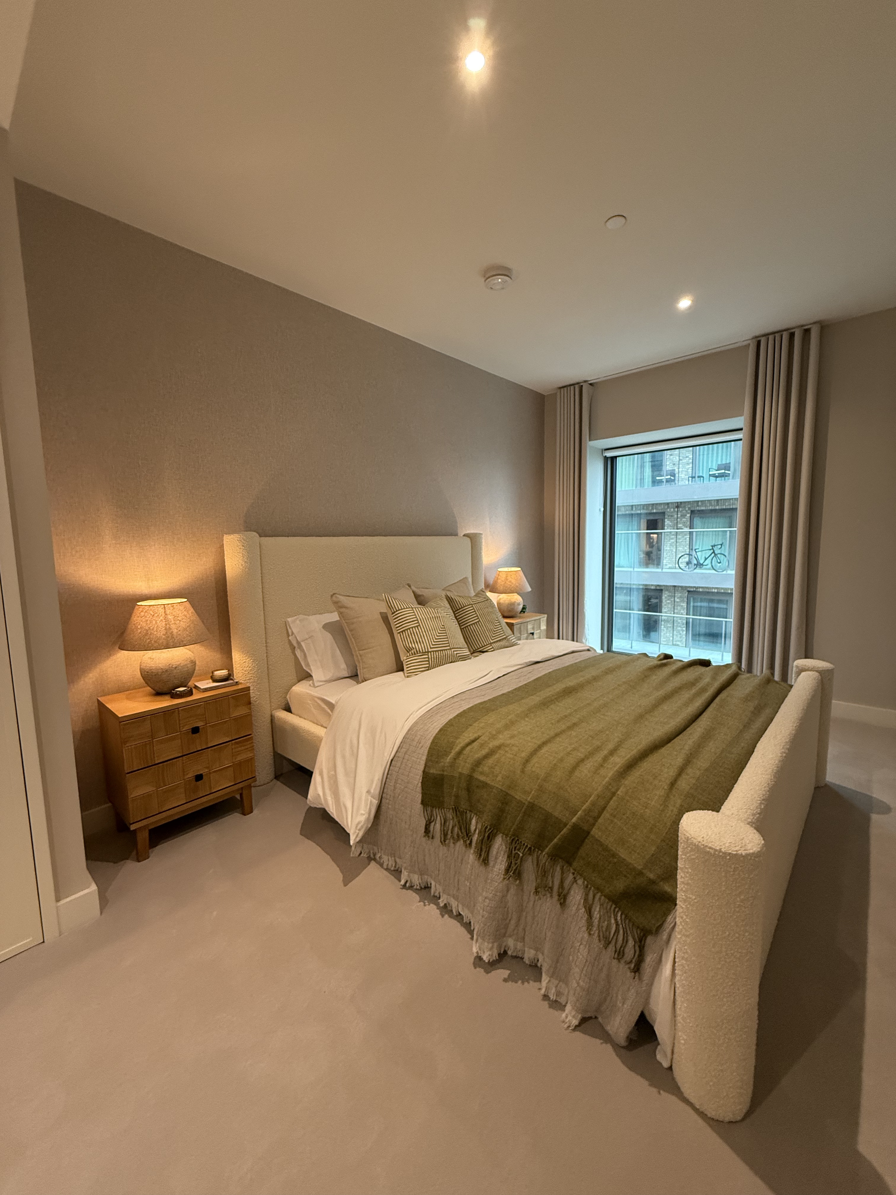 藍莎集團 - 英國樓盤、英國物業代理 | 英國買樓置業一站式服務