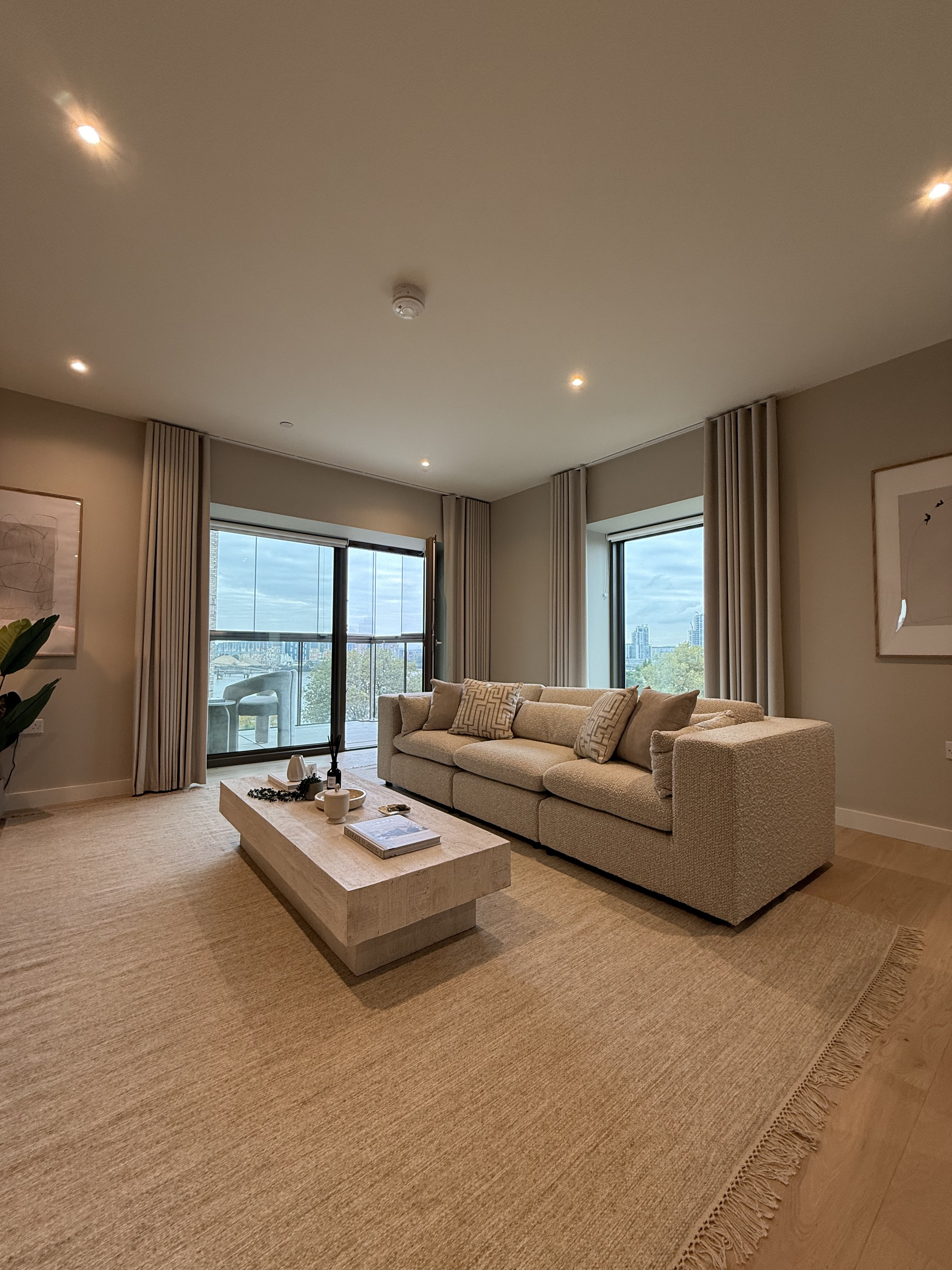 藍莎集團 - 英國樓盤、英國物業代理 | 英國買樓置業一站式服務