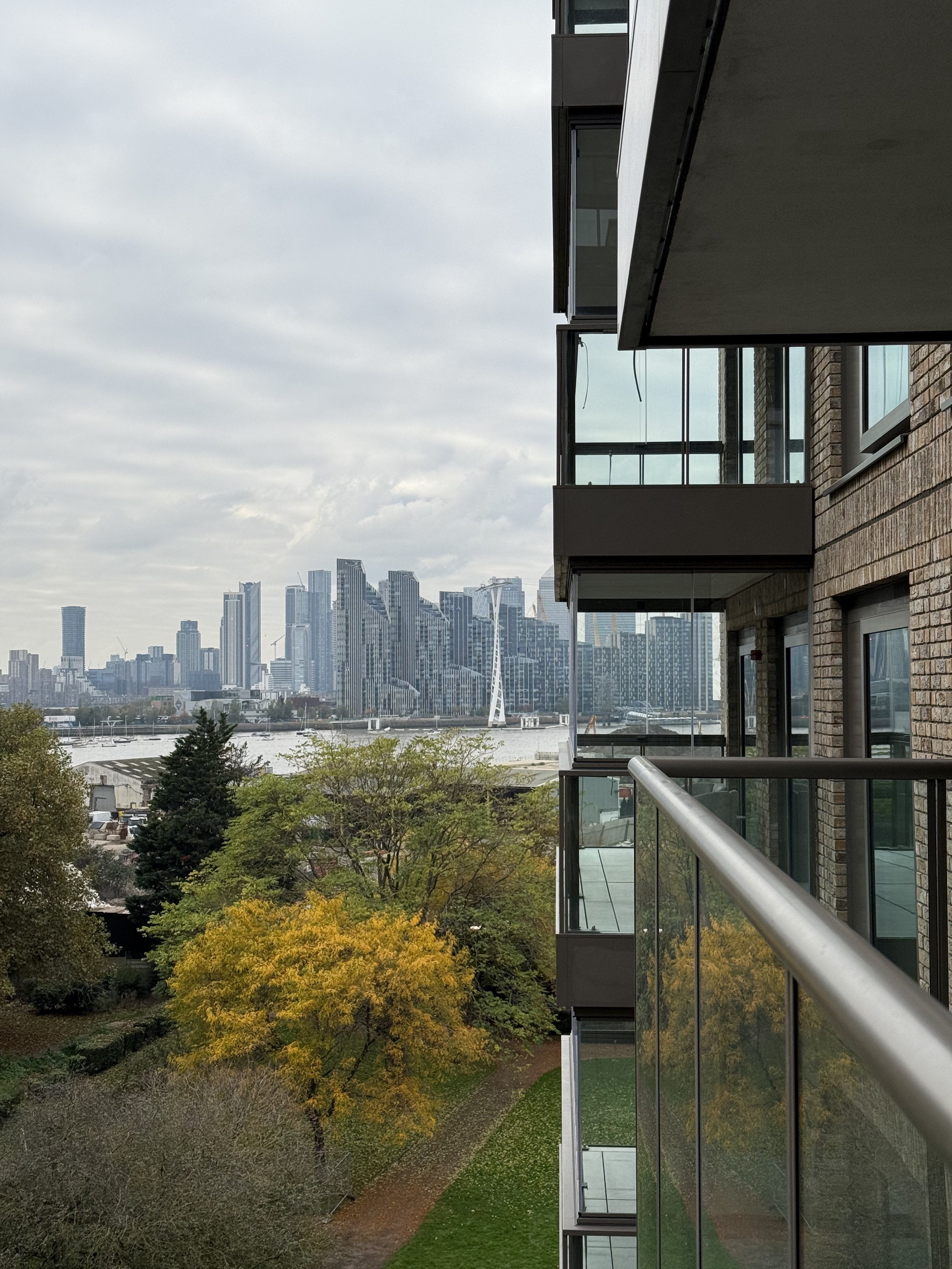 藍莎集團 - 英國樓盤、英國物業代理 | 英國買樓置業一站式服務