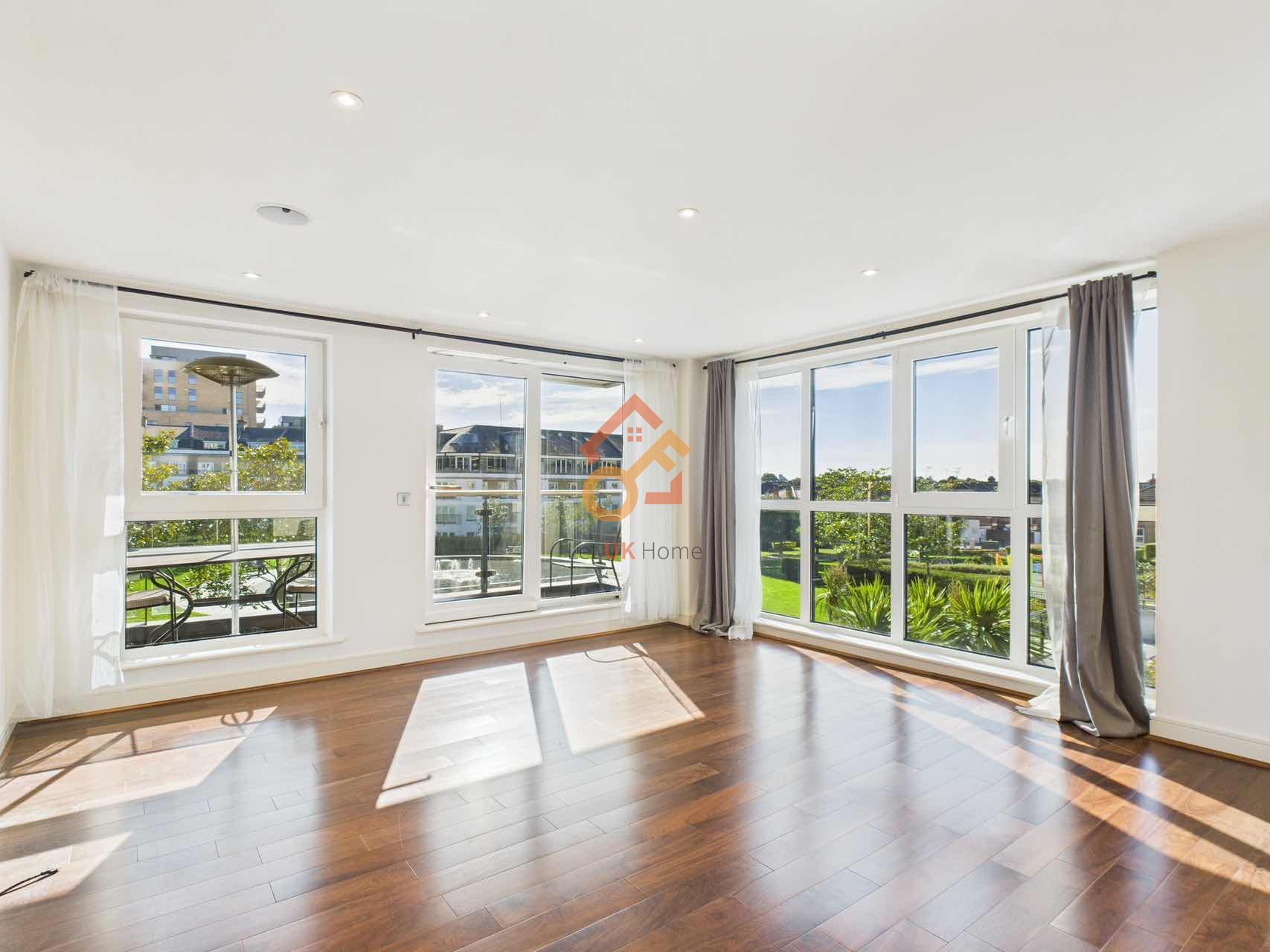 藍莎集團 - 英國樓盤、英國物業代理 | 英國買樓置業一站式服務