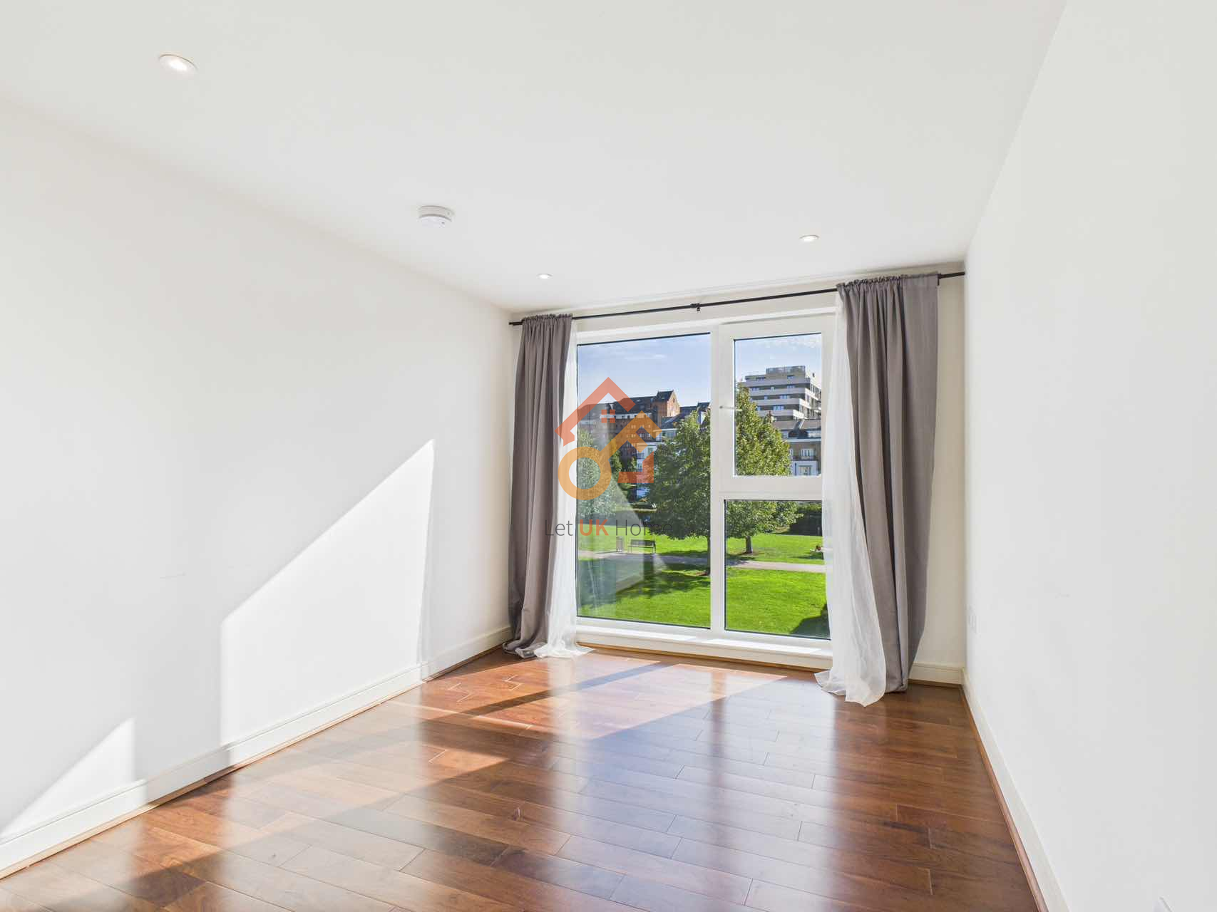 藍莎集團 - 英國樓盤、英國物業代理 | 英國買樓置業一站式服務