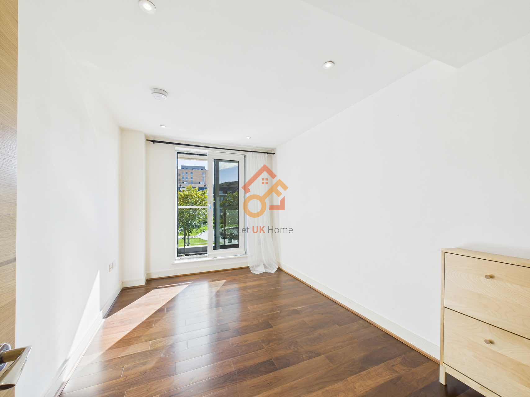 藍莎集團 - 英國樓盤、英國物業代理 | 英國買樓置業一站式服務