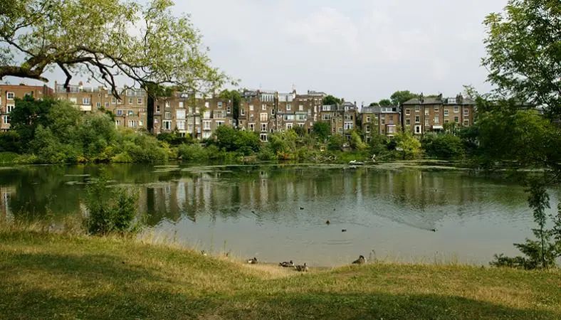 藍莎集團 - 英國樓盤、英國物業代理 | 英國買樓置業一站式服務