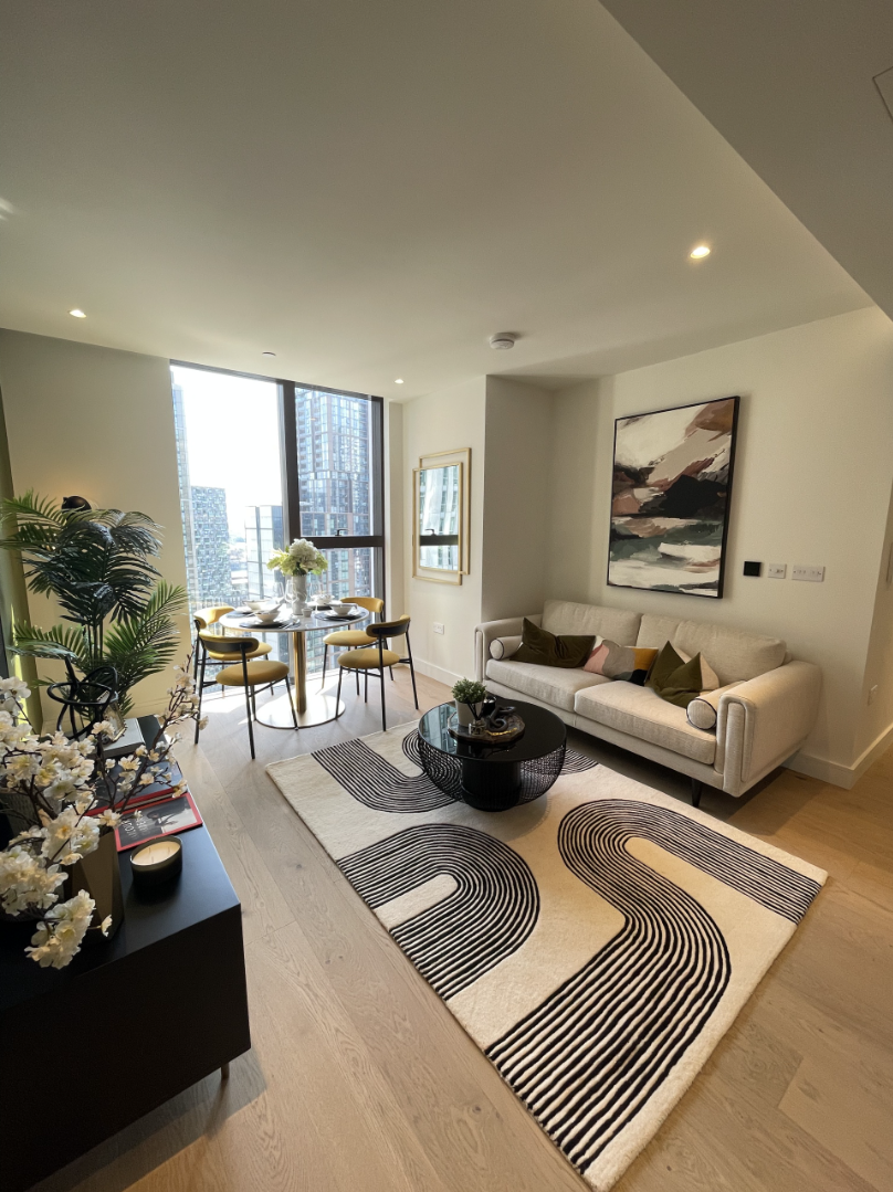 藍莎集團 - 英國樓盤、英國物業代理 | 英國買樓置業一站式服務