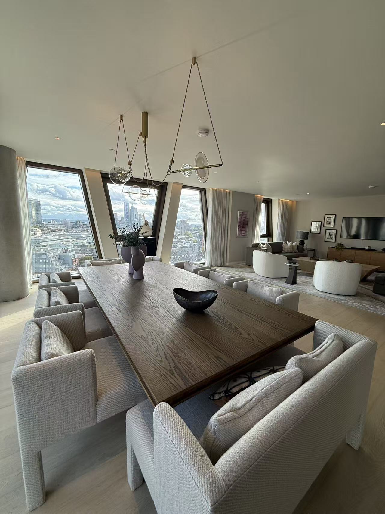 藍莎集團 | 英國置產一站式服務