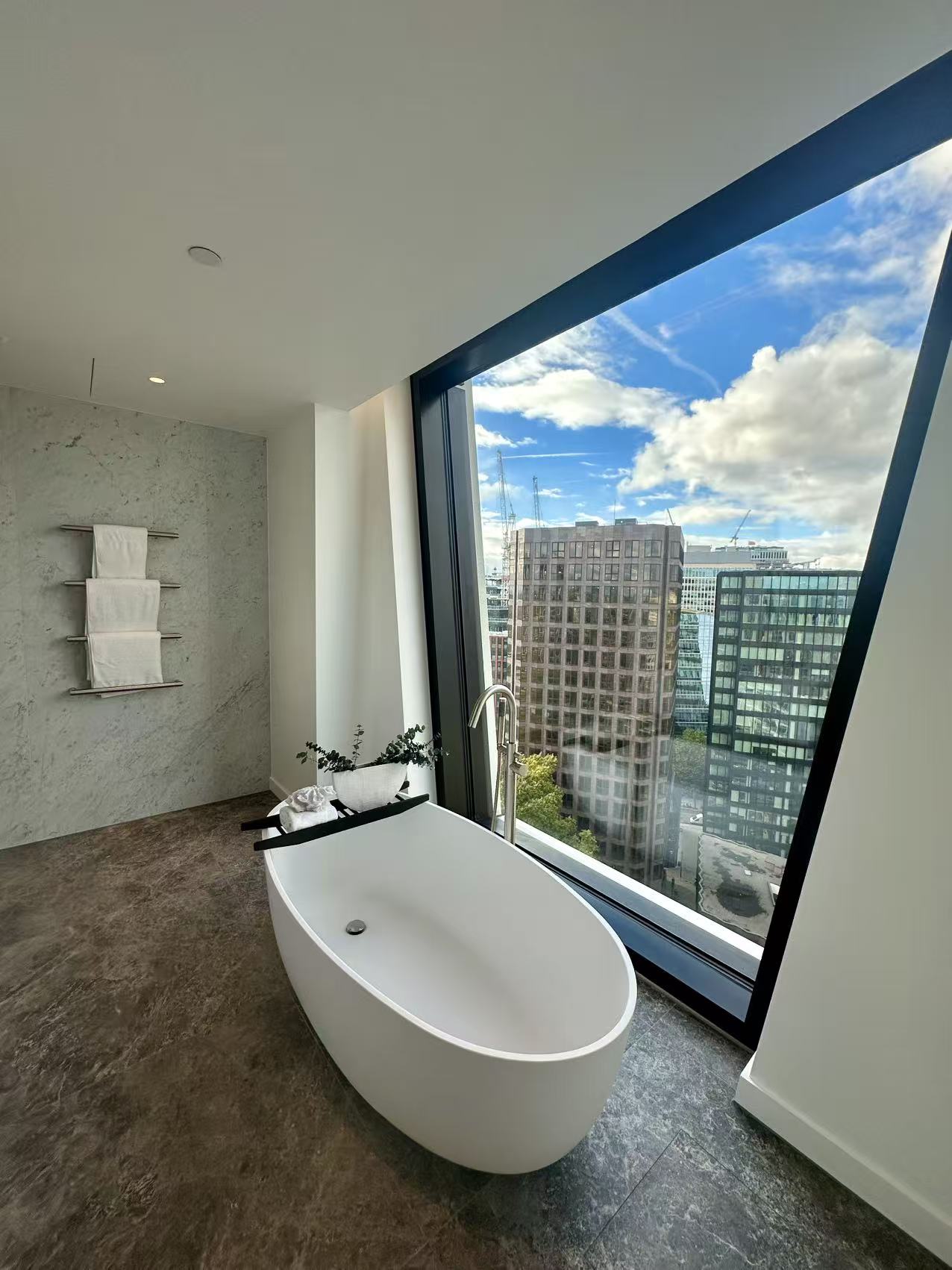 藍莎集團 | 英國置產一站式服務